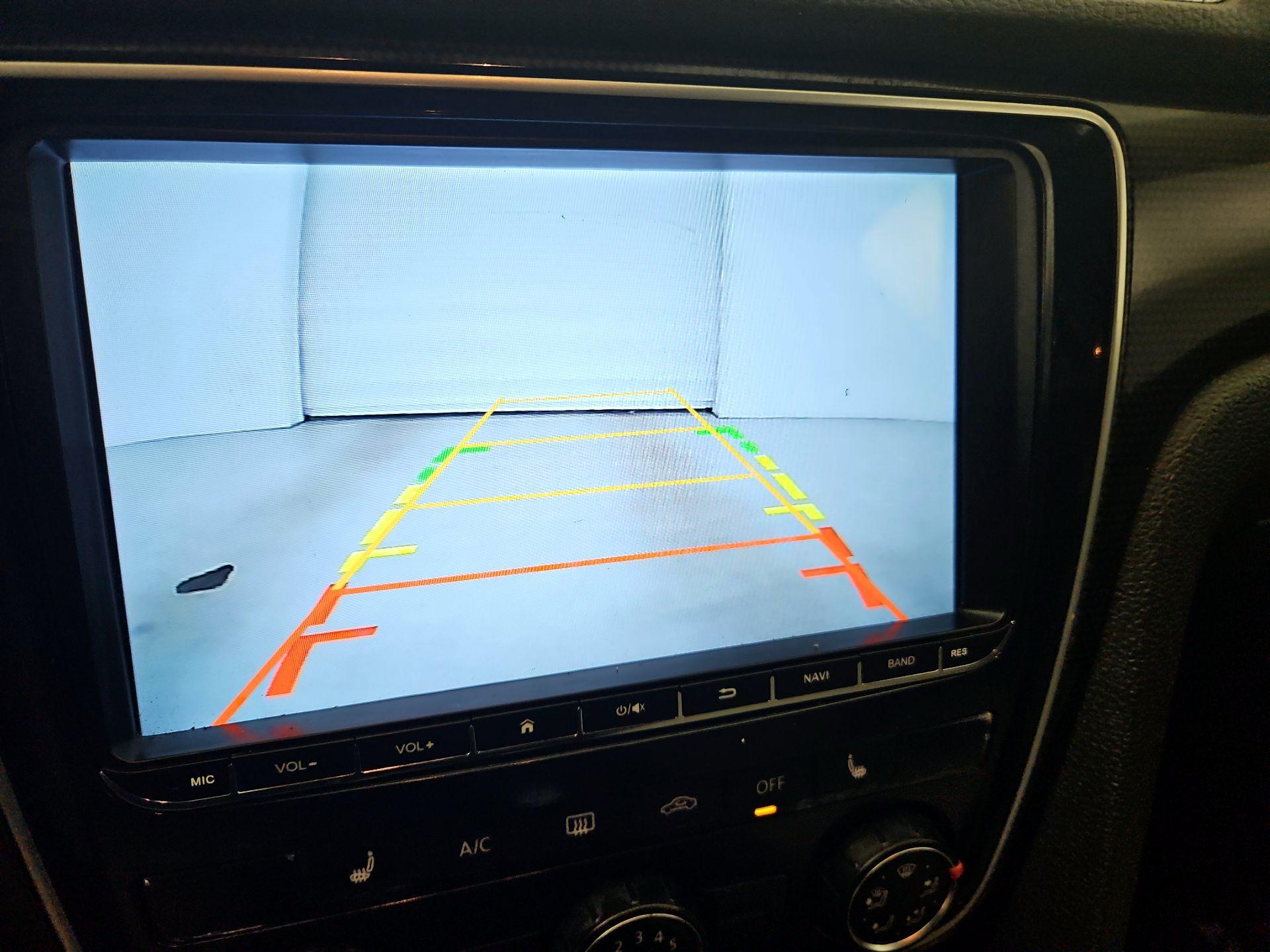 Thumbnail: 2015 Volkswagen Passat - 14