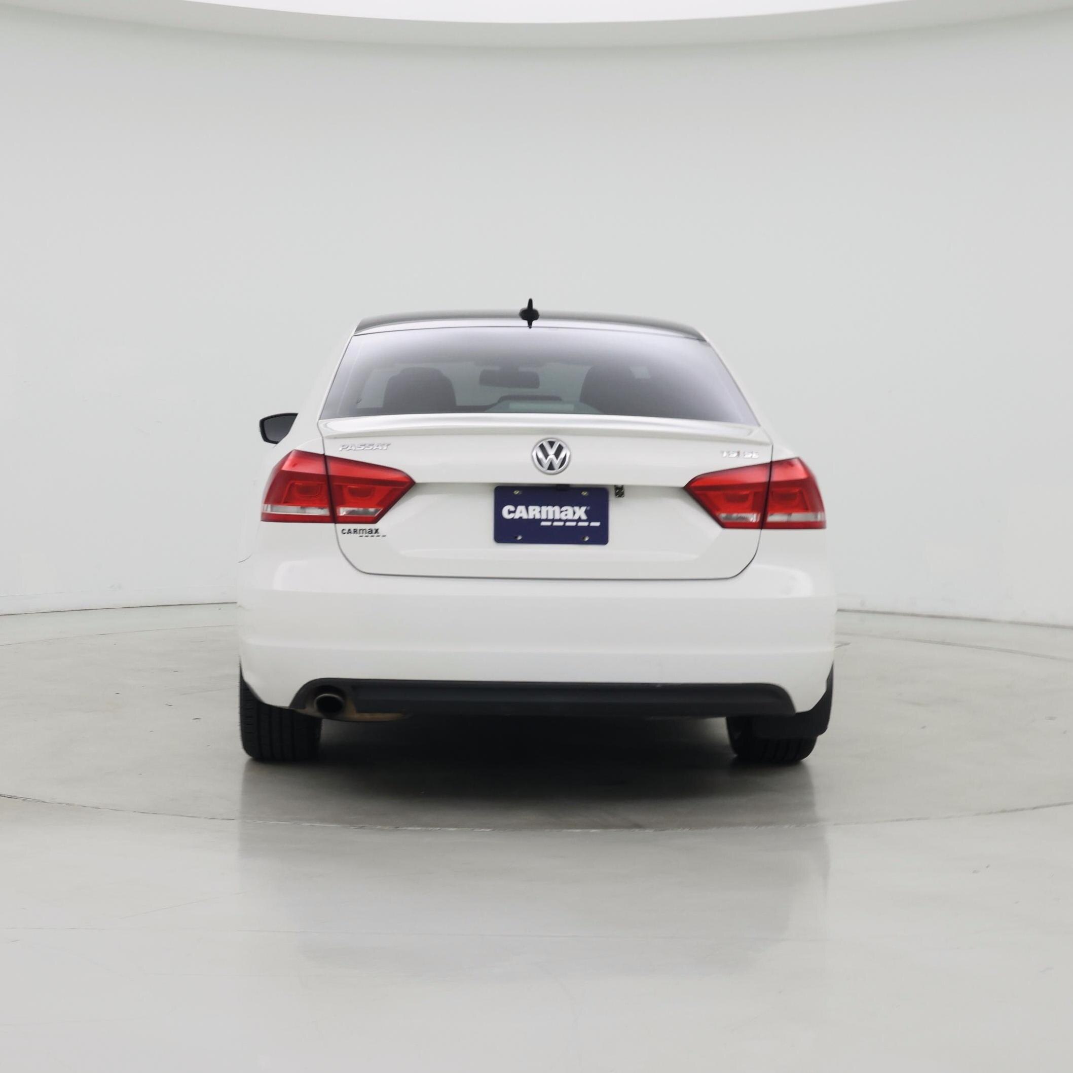 Thumbnail: 2015 Volkswagen Passat - 6