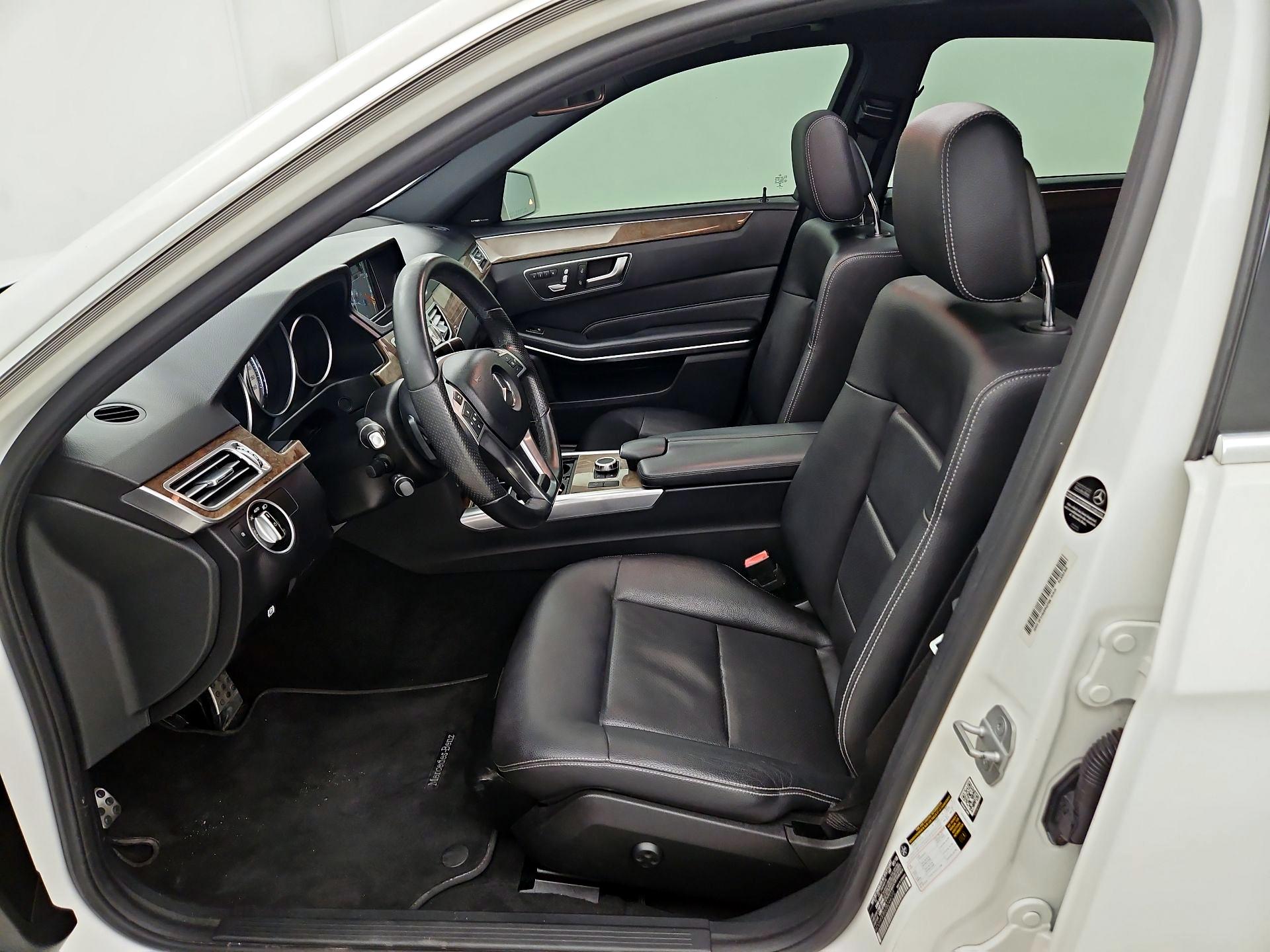 Thumbnail: 2016 Mercedes-Benz E-Class - 11