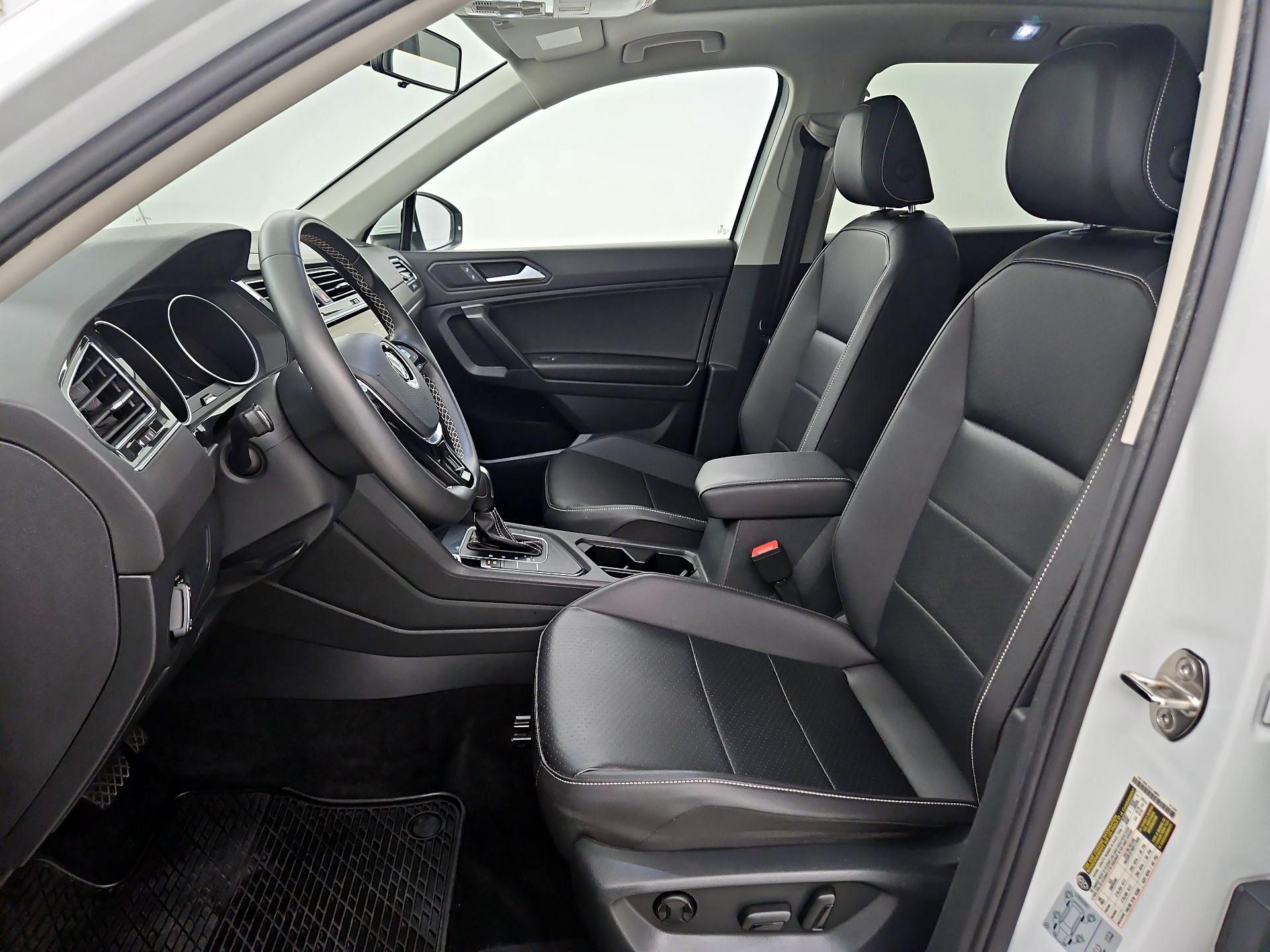 Thumbnail: 2021 Volkswagen Tiguan - 9