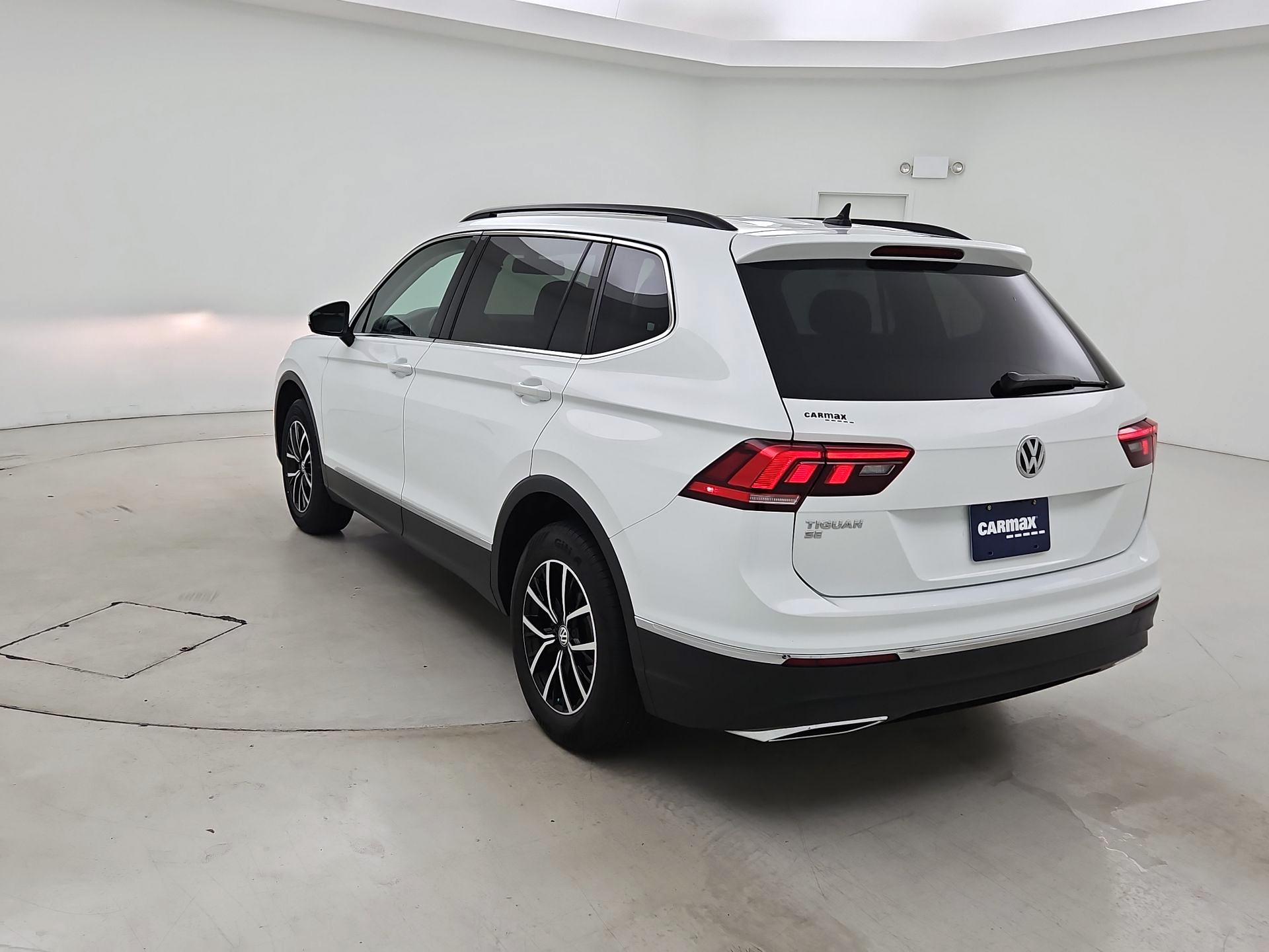 Thumbnail: 2021 Volkswagen Tiguan - 7