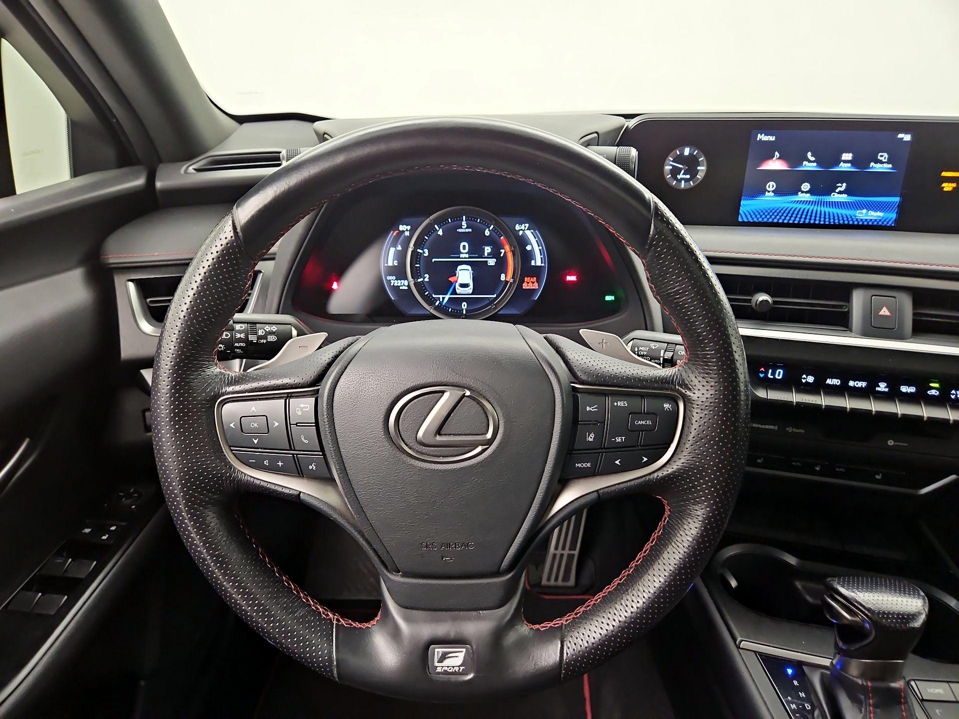 Thumbnail: 2019 Lexus UX - 10