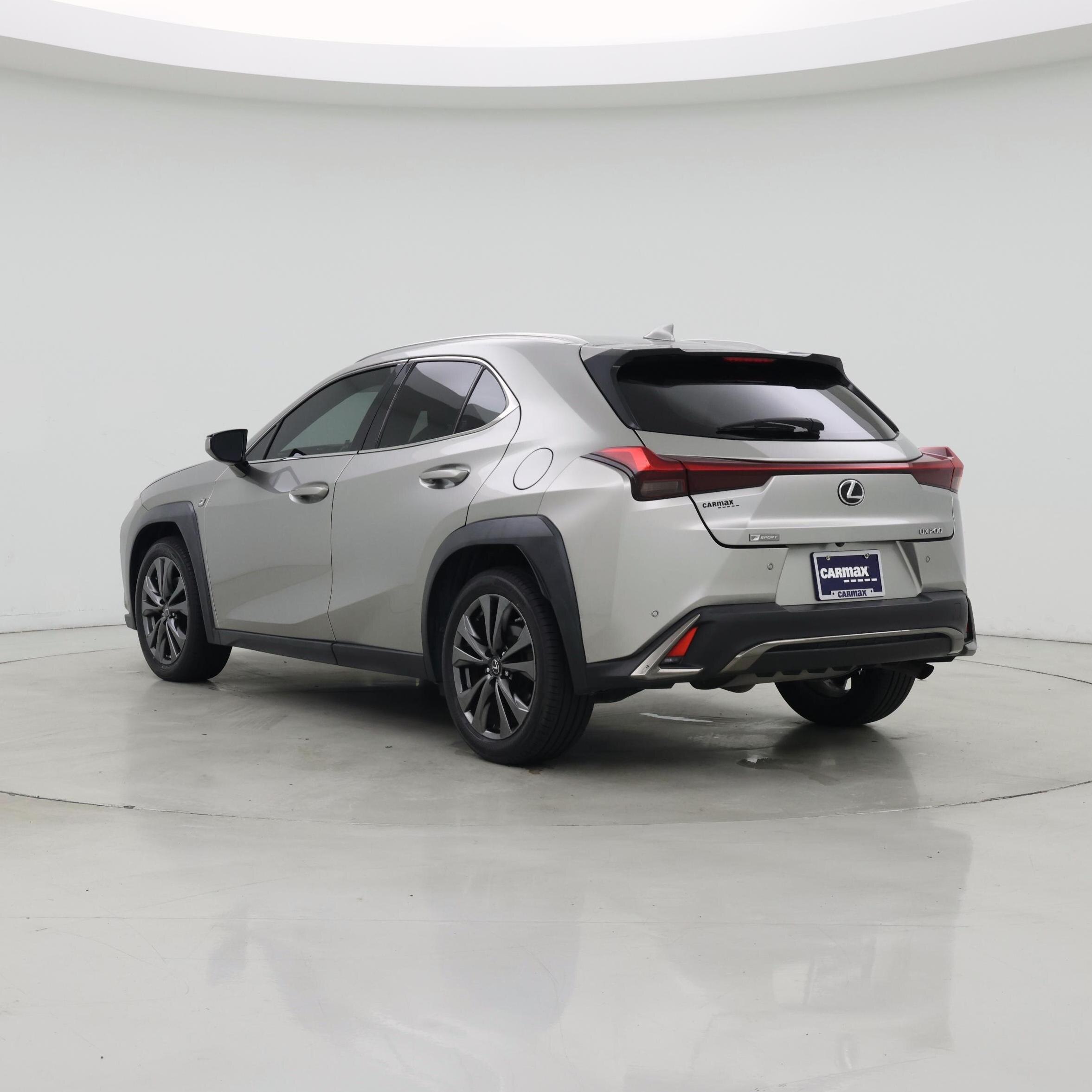 Thumbnail: 2019 Lexus UX - 2