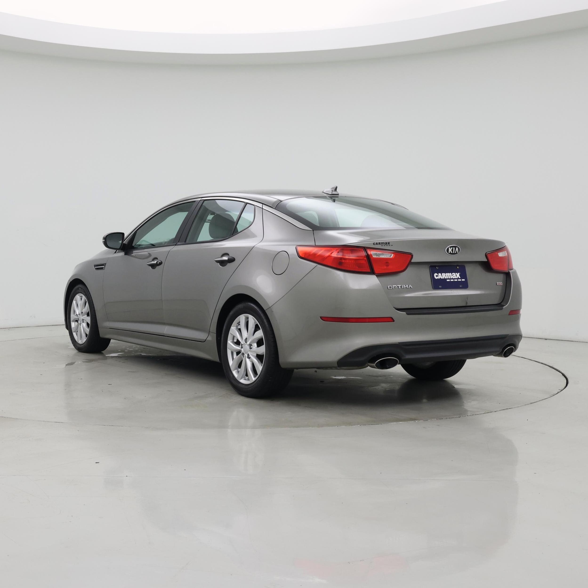 Thumbnail: 2015 Kia Optima - 2
