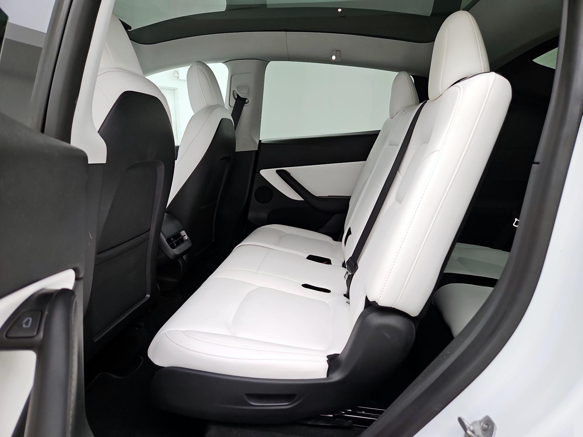 Thumbnail: 2022 Tesla Model Y - 20