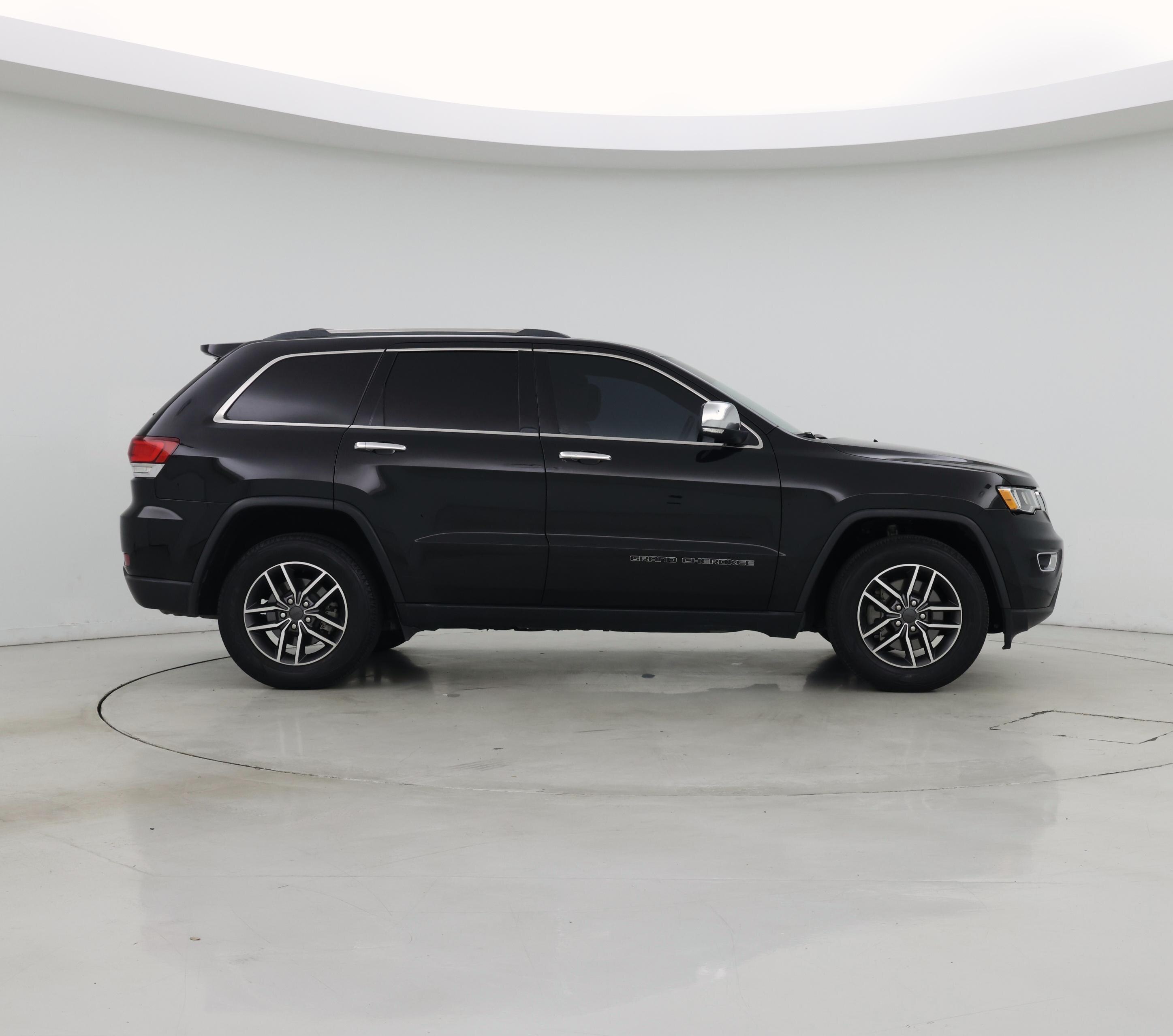 Thumbnail: 2021 Jeep Grand Cherokee - 7