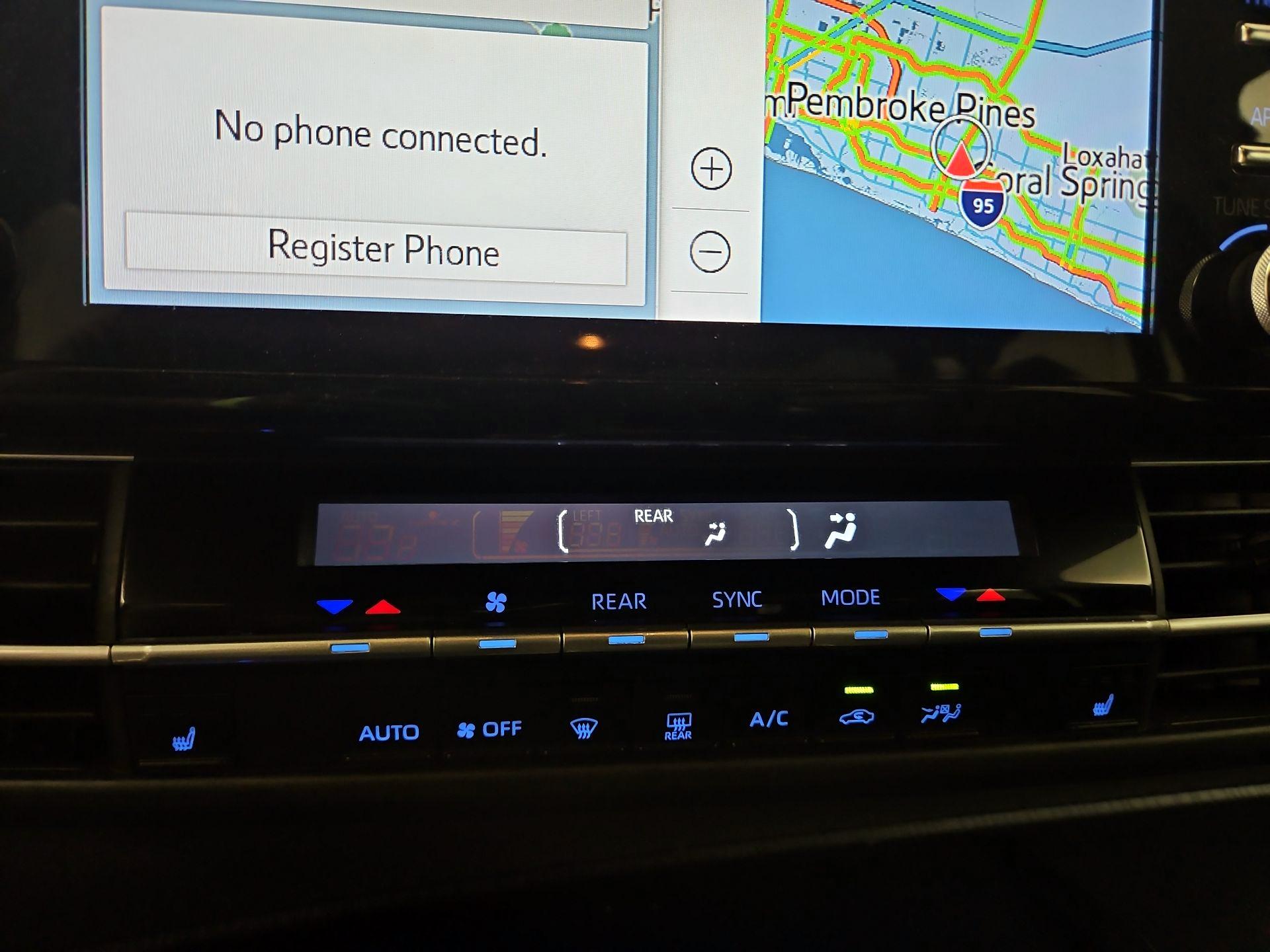 Thumbnail: 2022 Toyota Sienna - 17