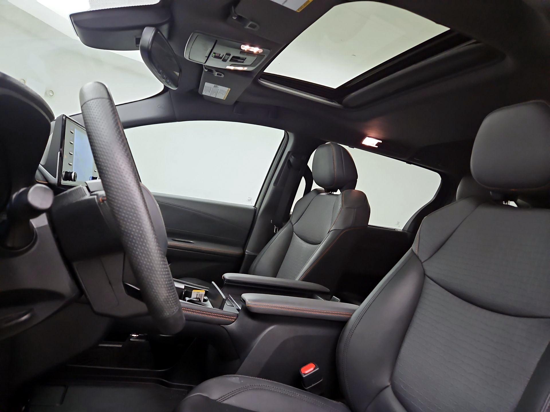 Thumbnail: 2022 Toyota Sienna - 20