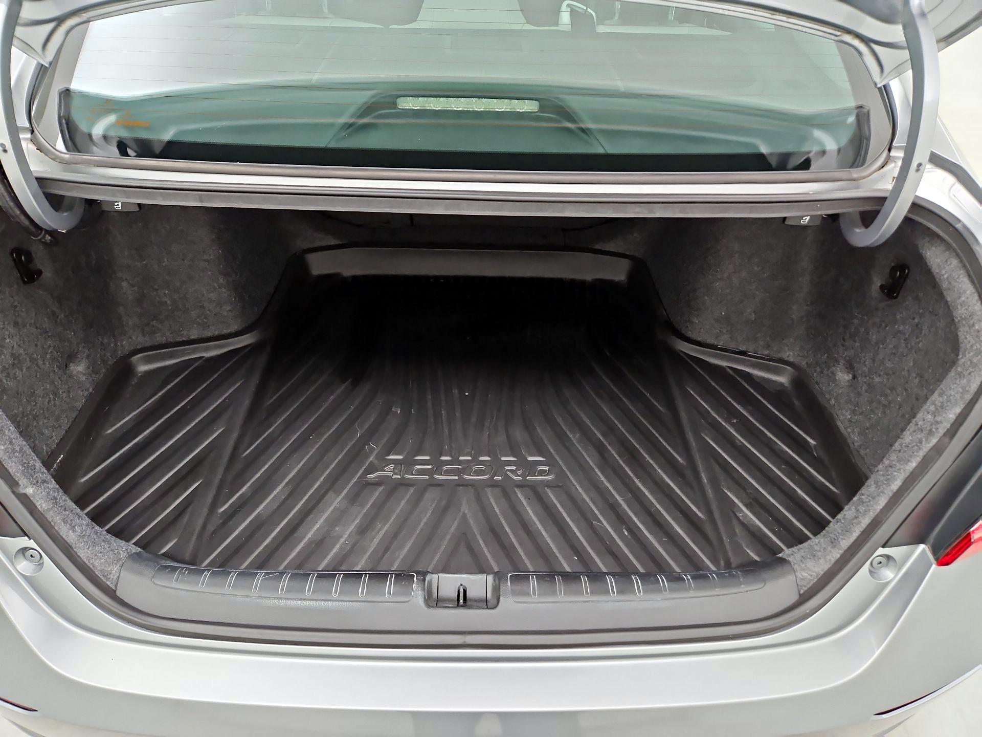 Thumbnail: 2019 Honda Accord - 19