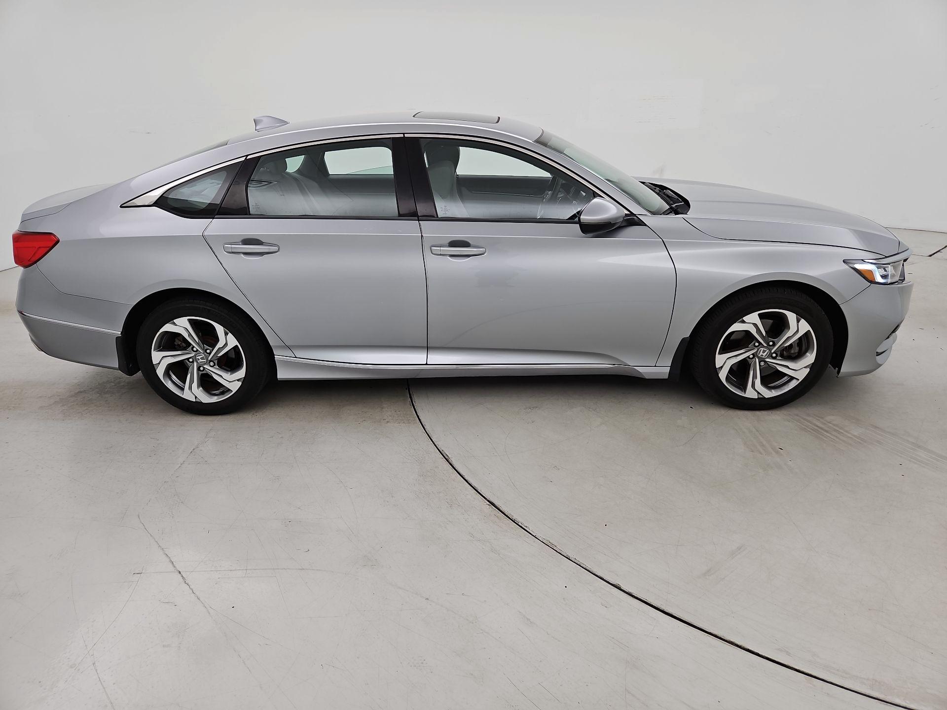 Thumbnail: 2019 Honda Accord - 4