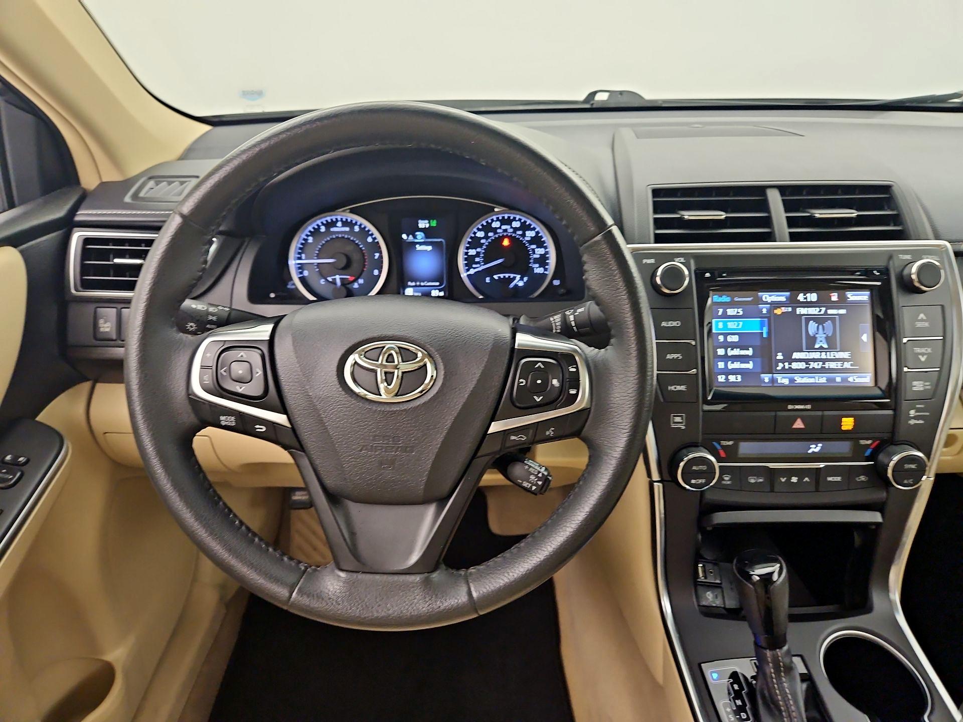 Thumbnail: 2017 Toyota Camry - 10