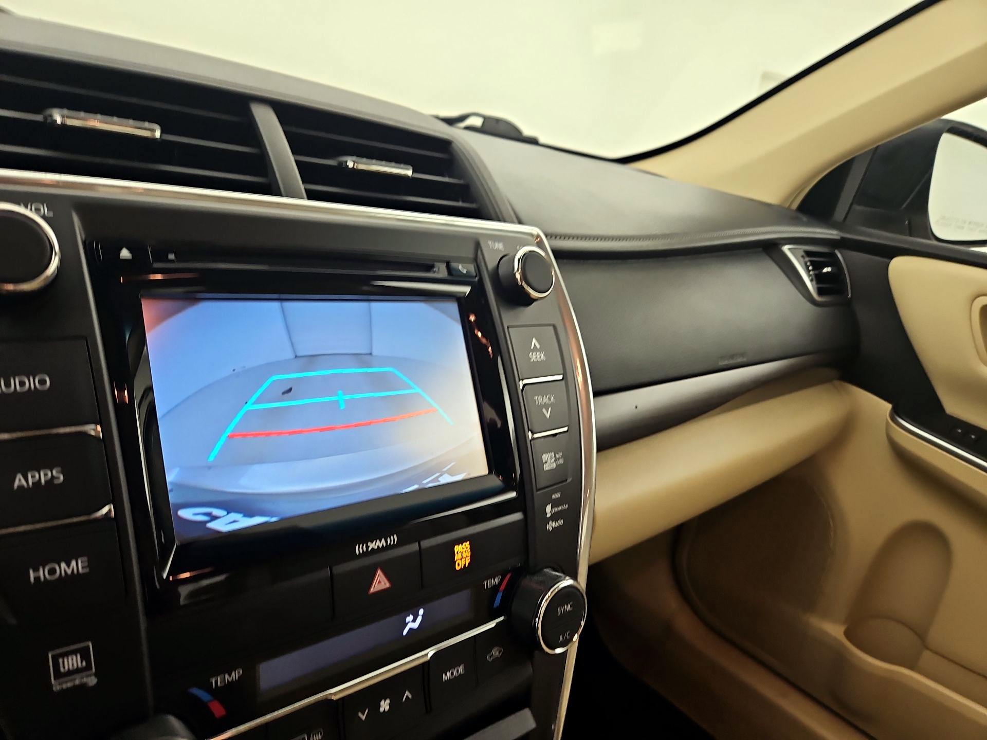 Thumbnail: 2017 Toyota Camry - 14