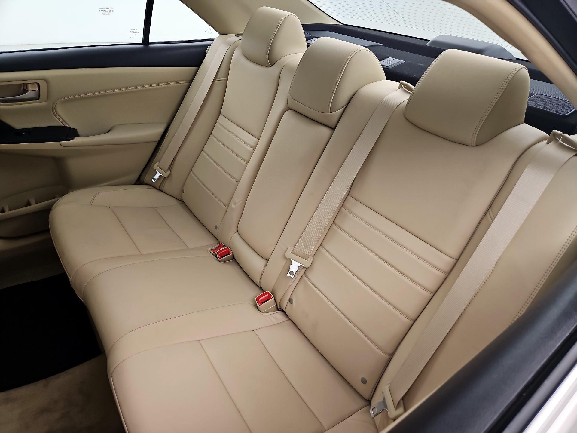 Thumbnail: 2017 Toyota Camry - 20
