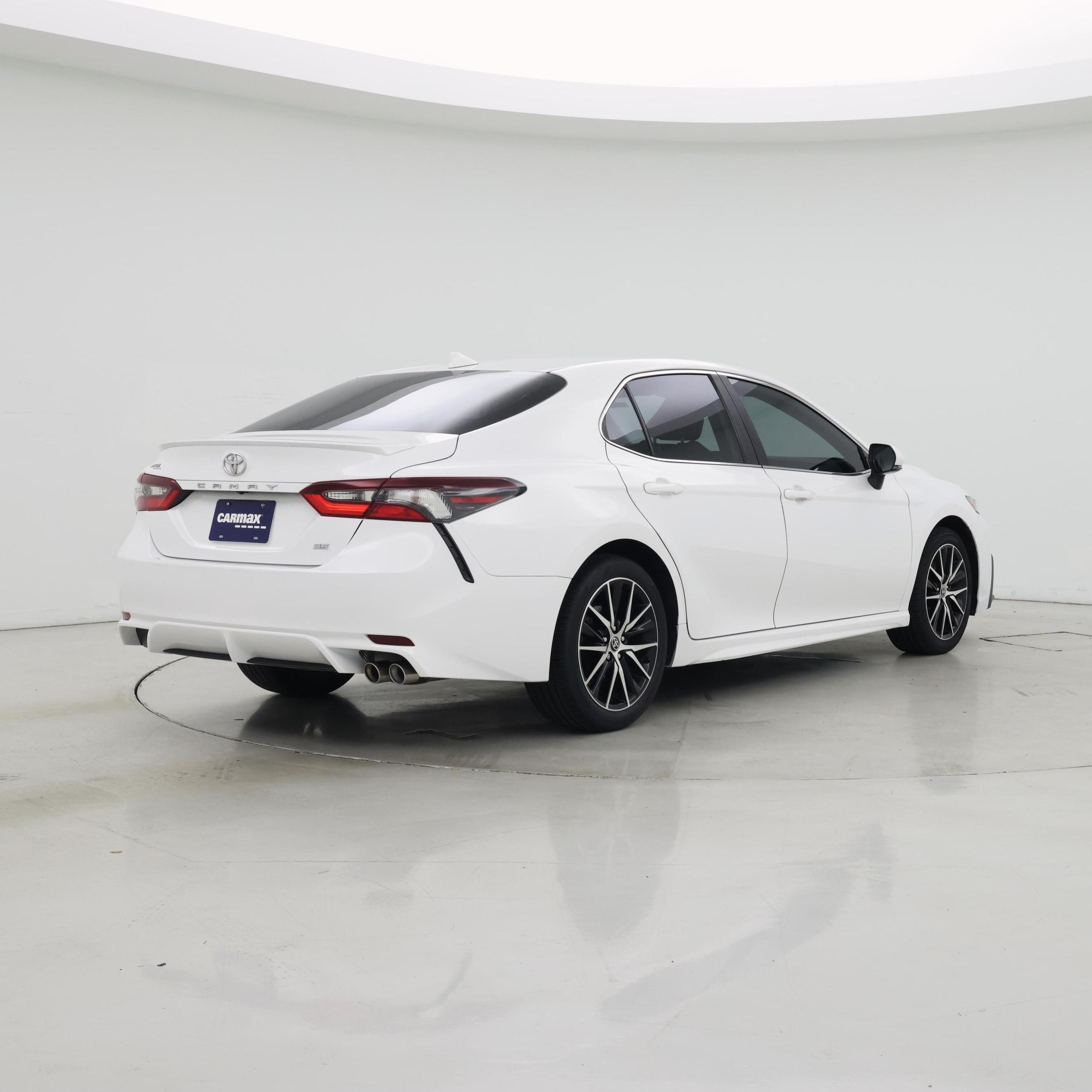 Thumbnail: 2023 Toyota Camry - 8