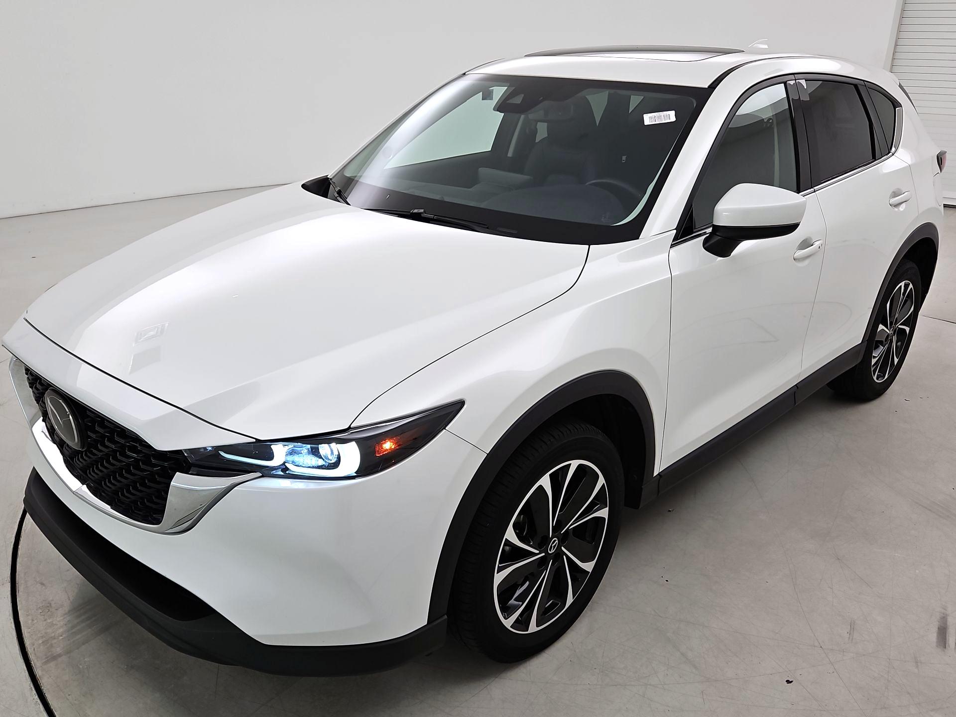 Thumbnail: 2023 Mazda CX-5 - 3