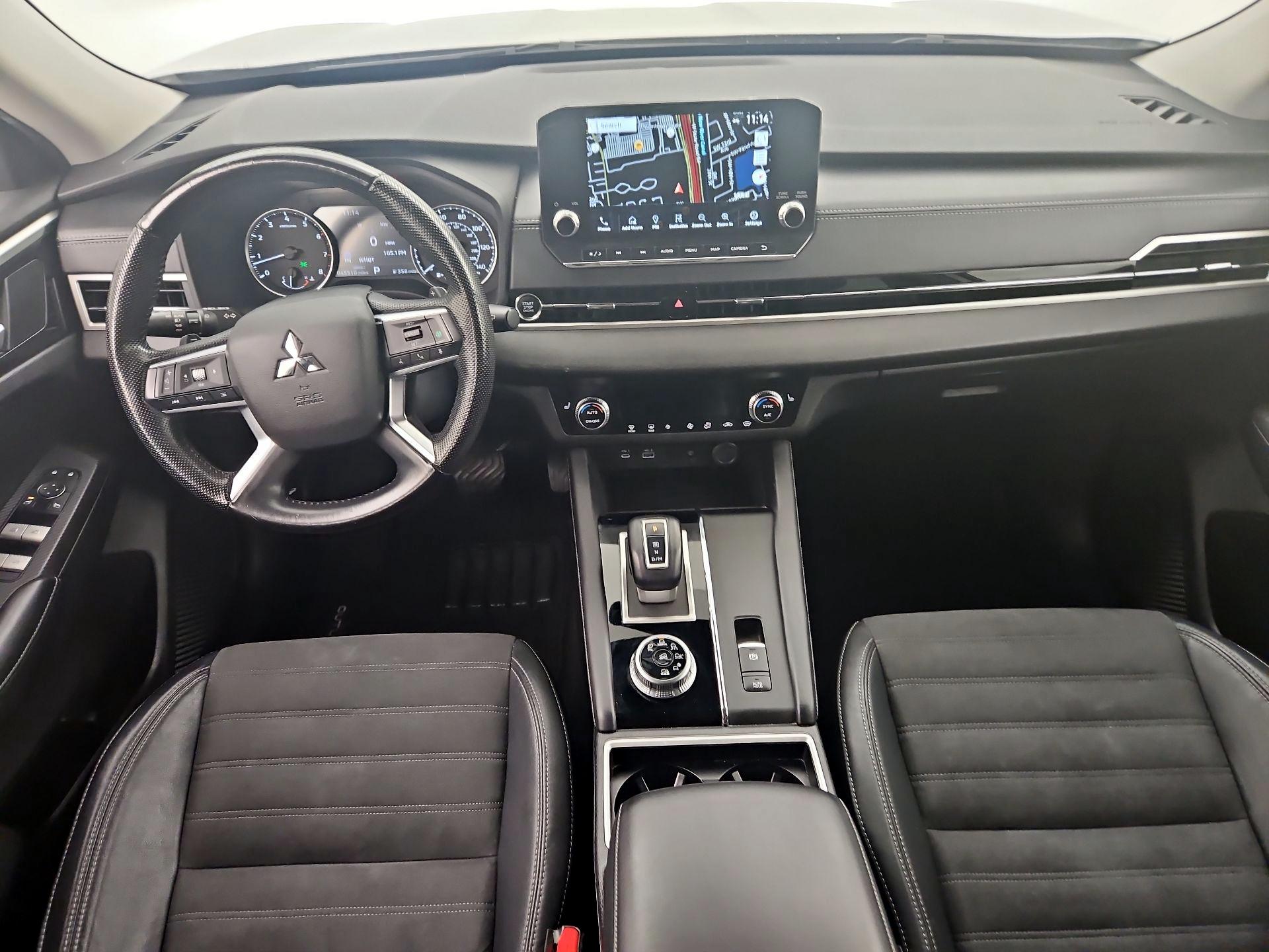 Thumbnail: 2022 Mitsubishi Outlander - 9