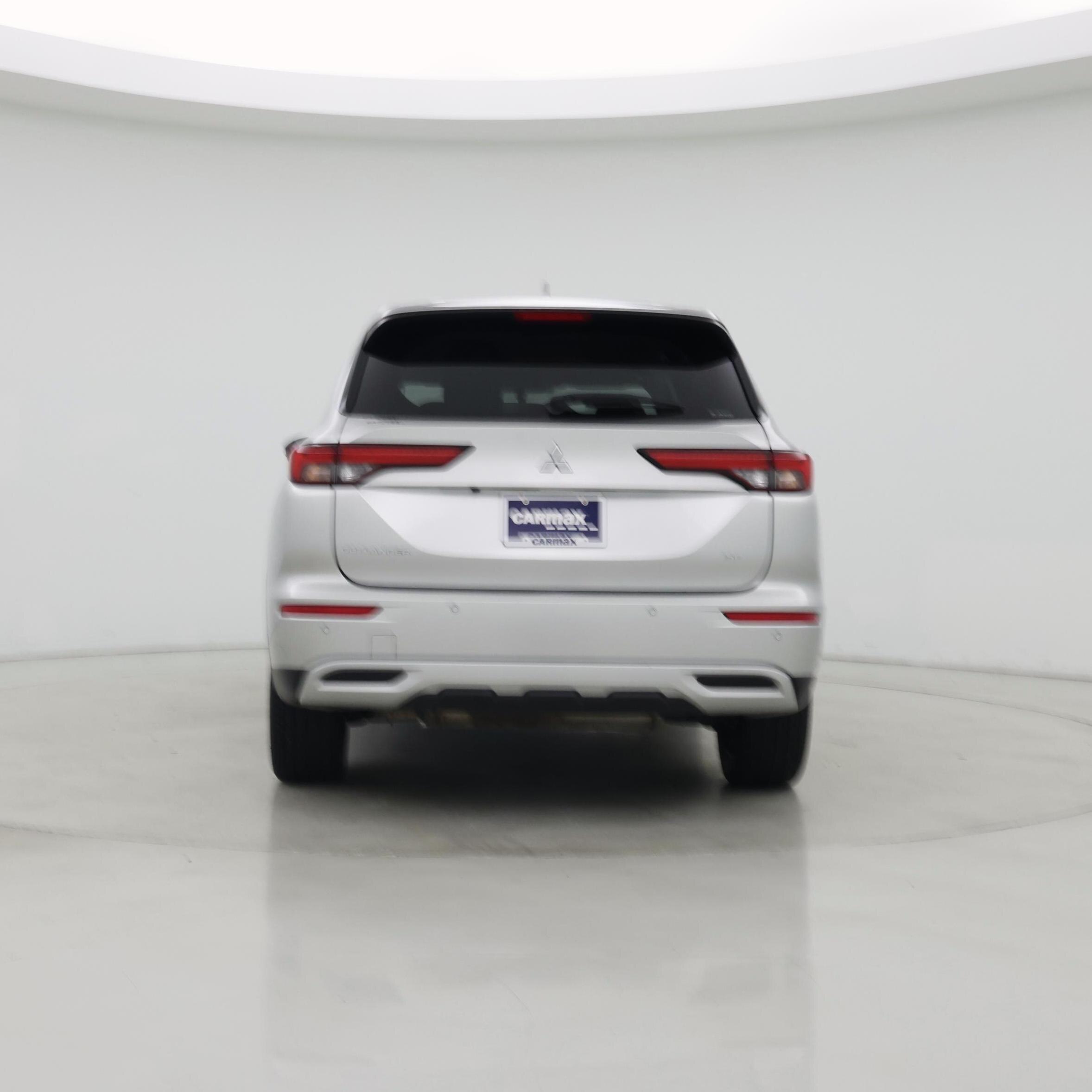 Thumbnail: 2022 Mitsubishi Outlander - 6