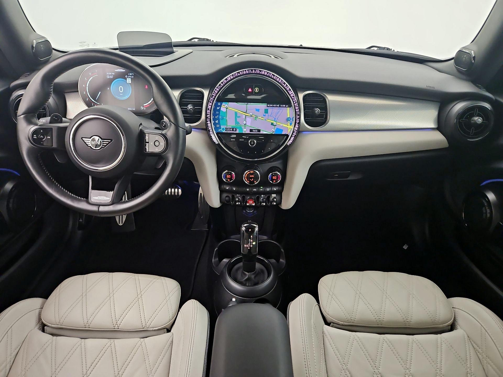 Thumbnail: 2022 MINI Cooper - 9