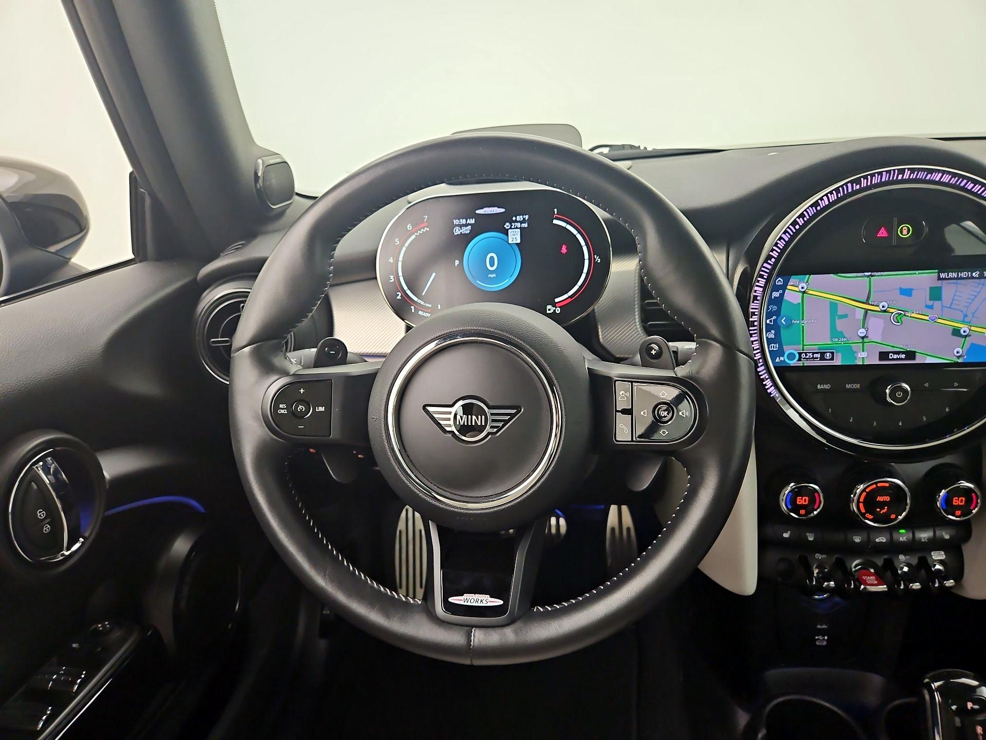 Thumbnail: 2022 MINI Cooper - 10