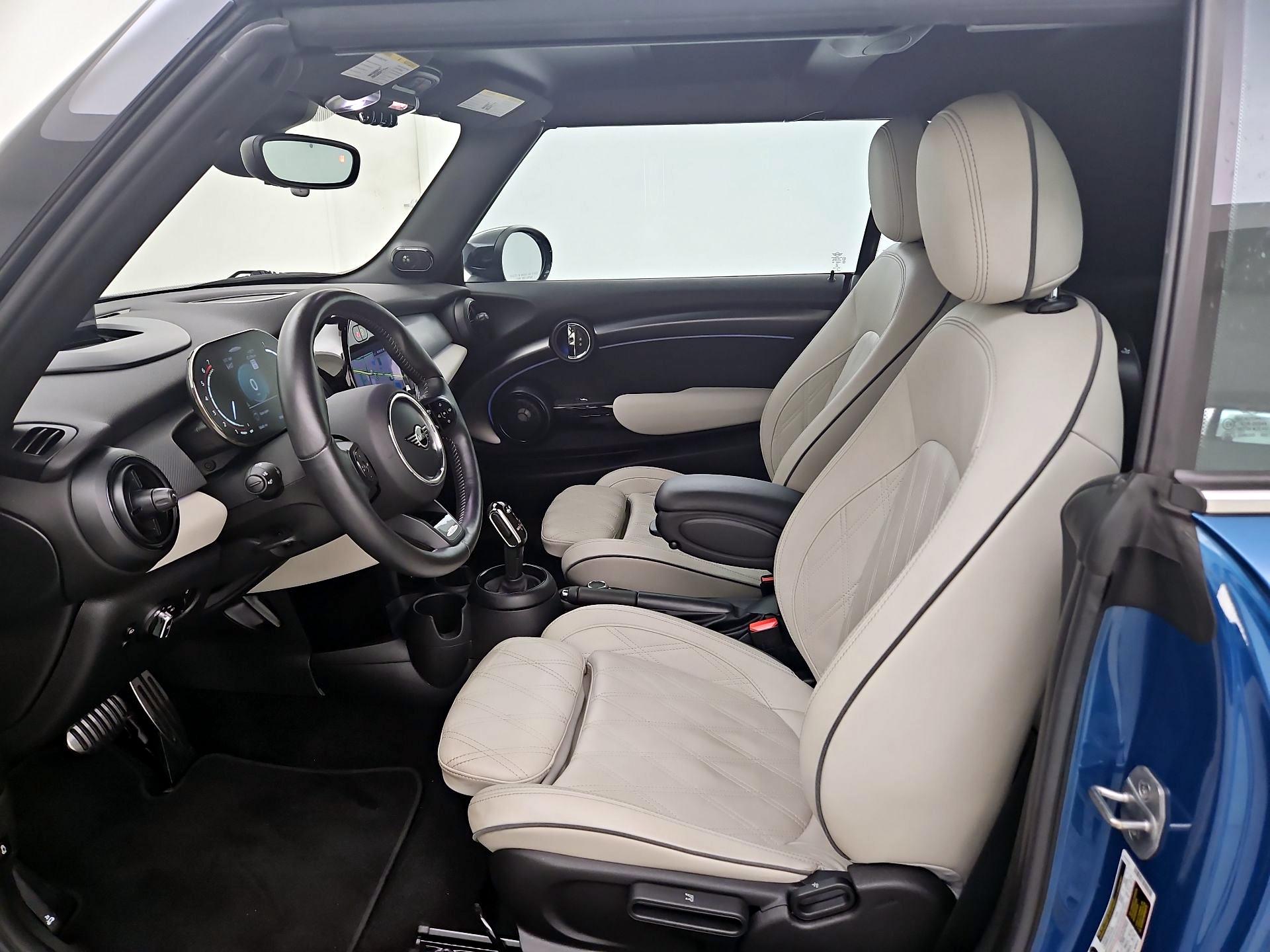 Thumbnail: 2022 MINI Cooper - 11