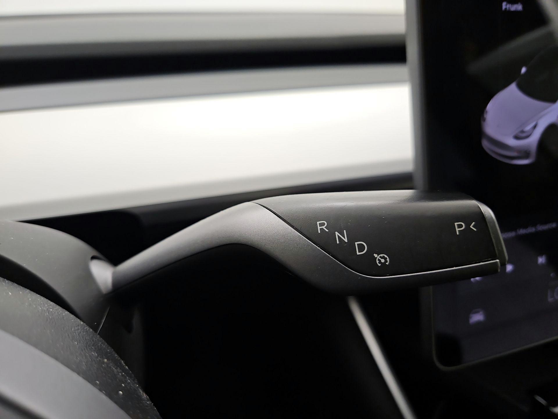 Thumbnail: 2020 Tesla Model 3 - 17