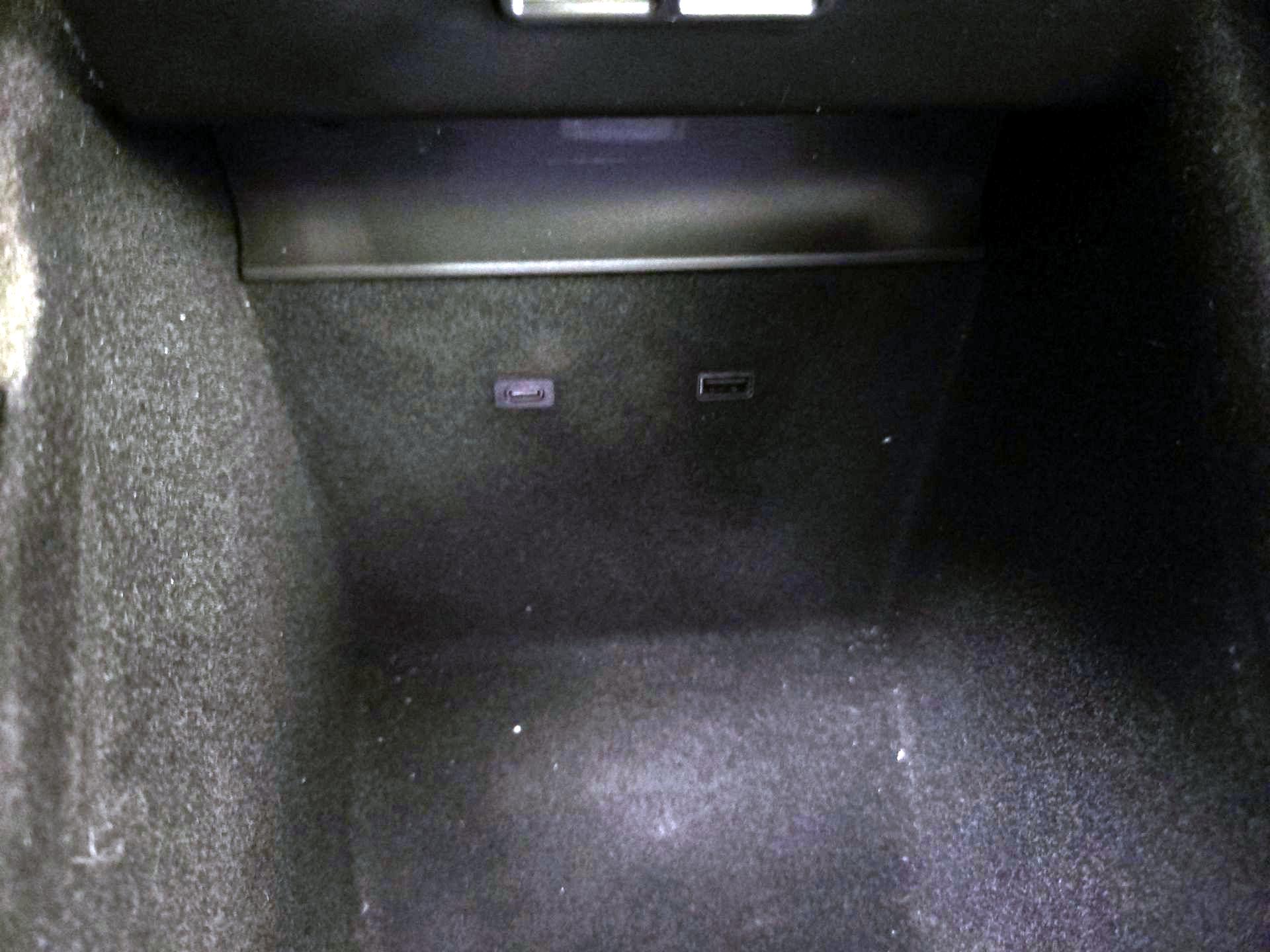 Thumbnail: 2020 Tesla Model 3 - 18