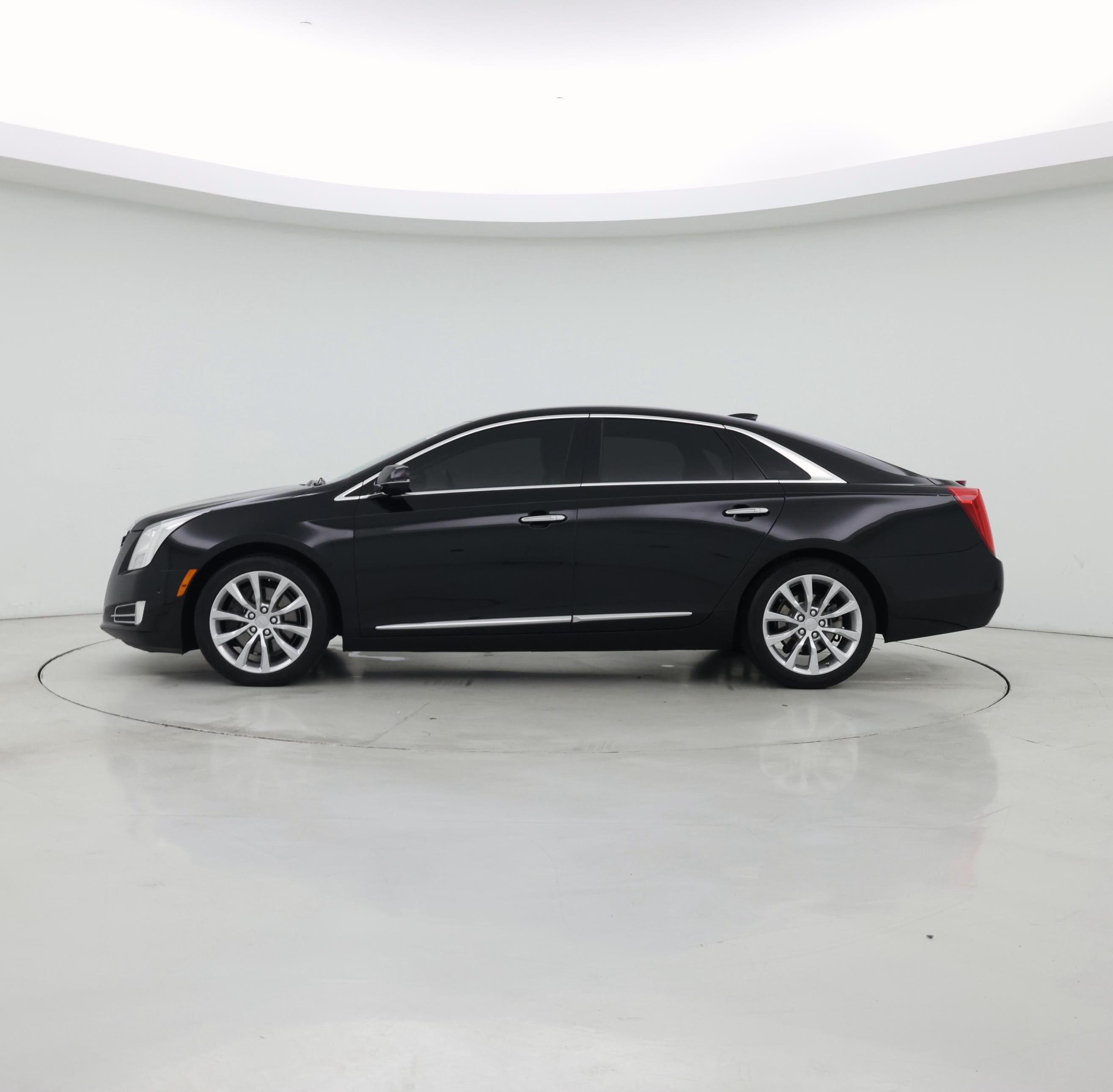 Thumbnail: 2016 Cadillac XTS - 3