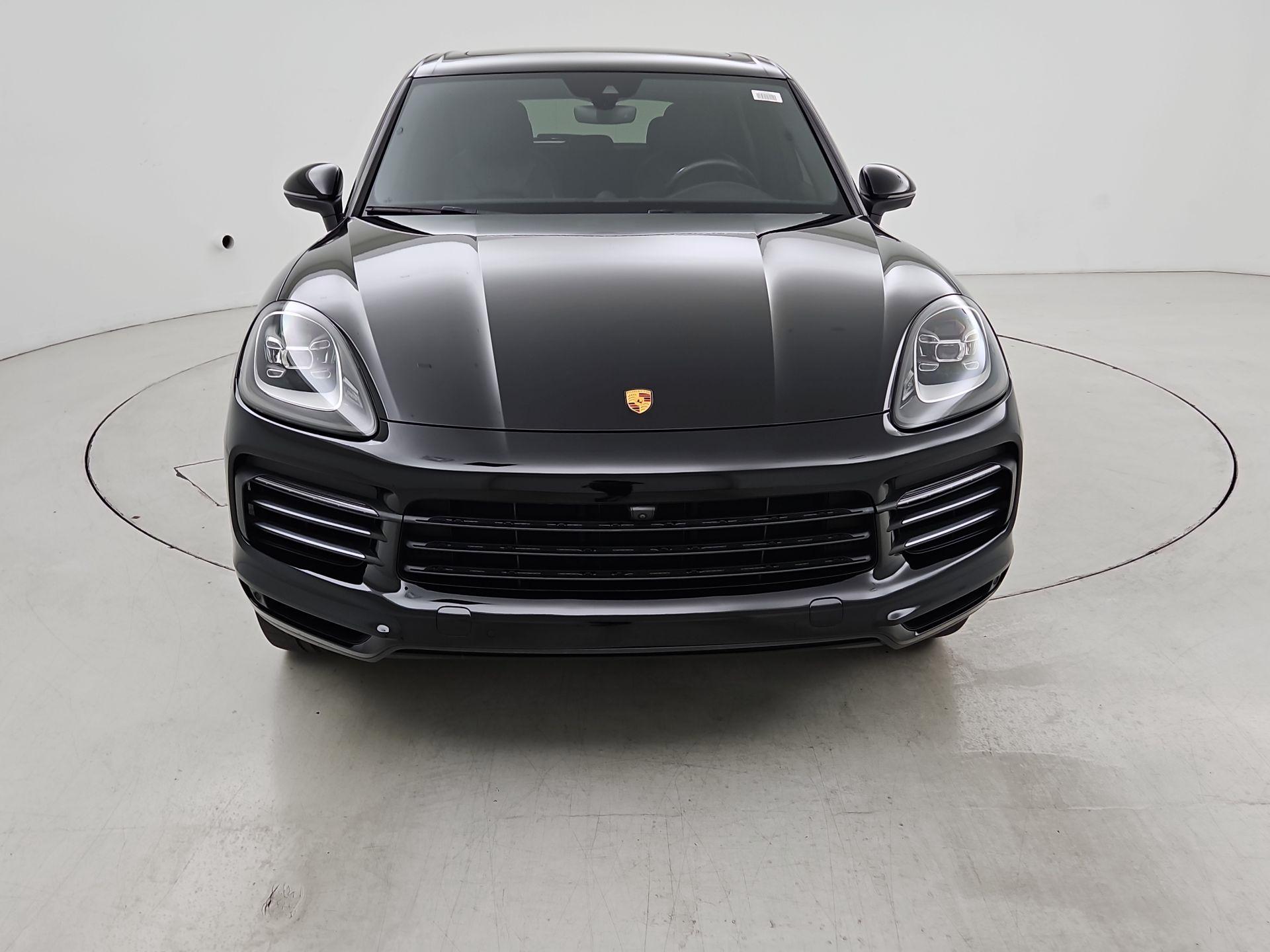 Thumbnail: 2021 Porsche Cayenne - 2