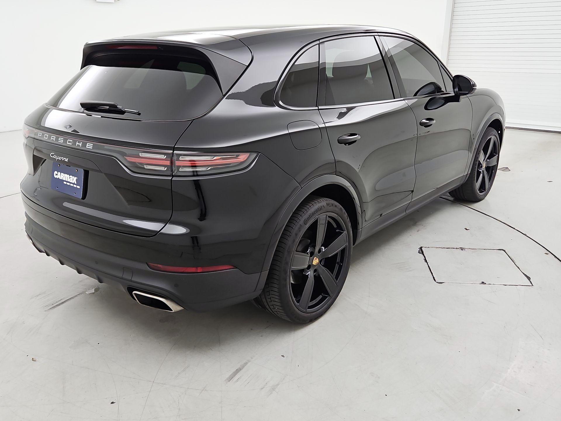 Thumbnail: 2021 Porsche Cayenne - 5