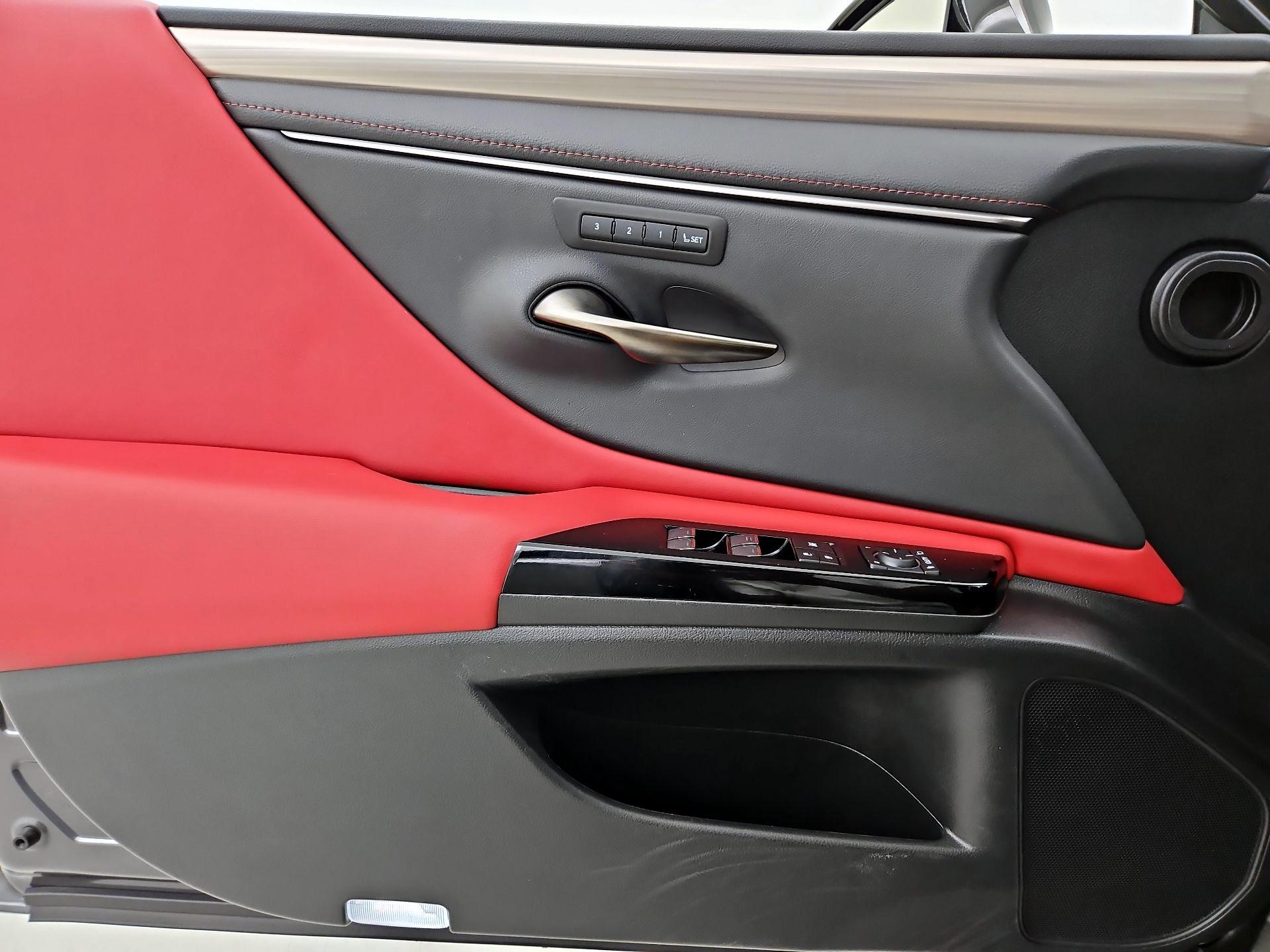 Thumbnail: 2023 Lexus ES - 12