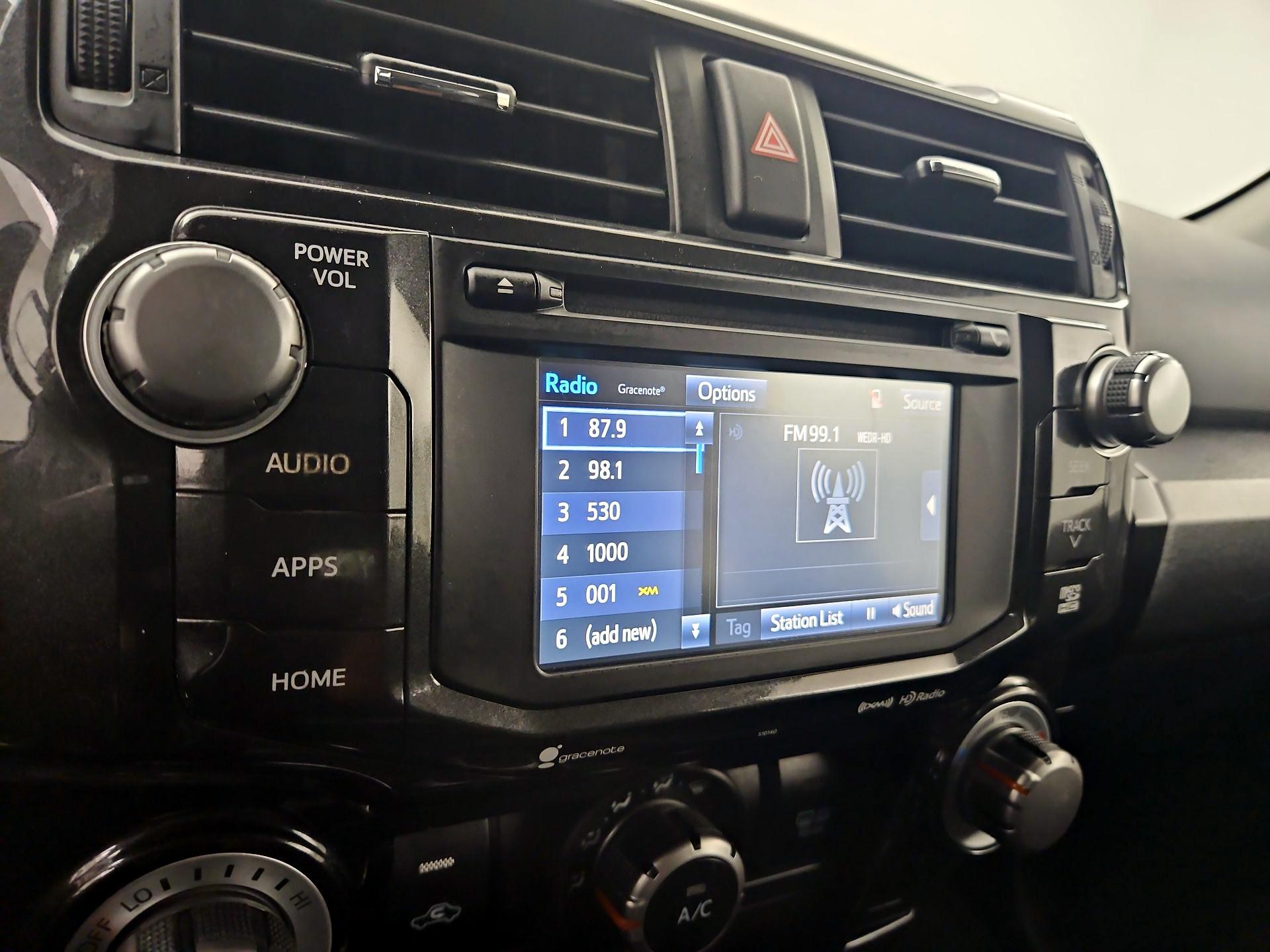 Thumbnail: 2016 Toyota 4Runner - 15