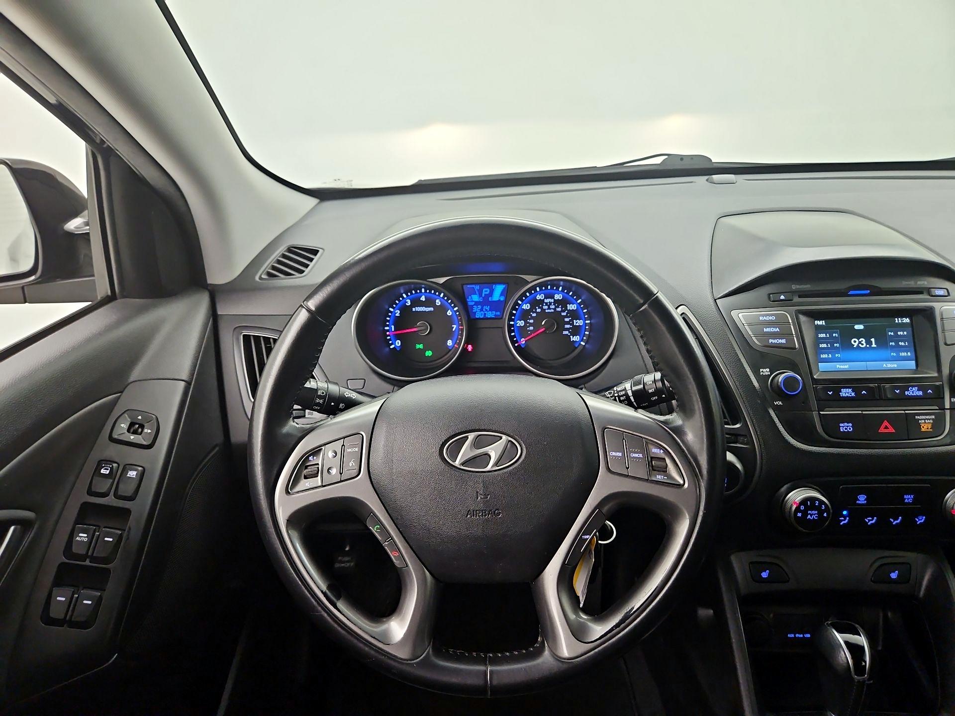 Thumbnail: 2014 Hyundai Tucson - 10