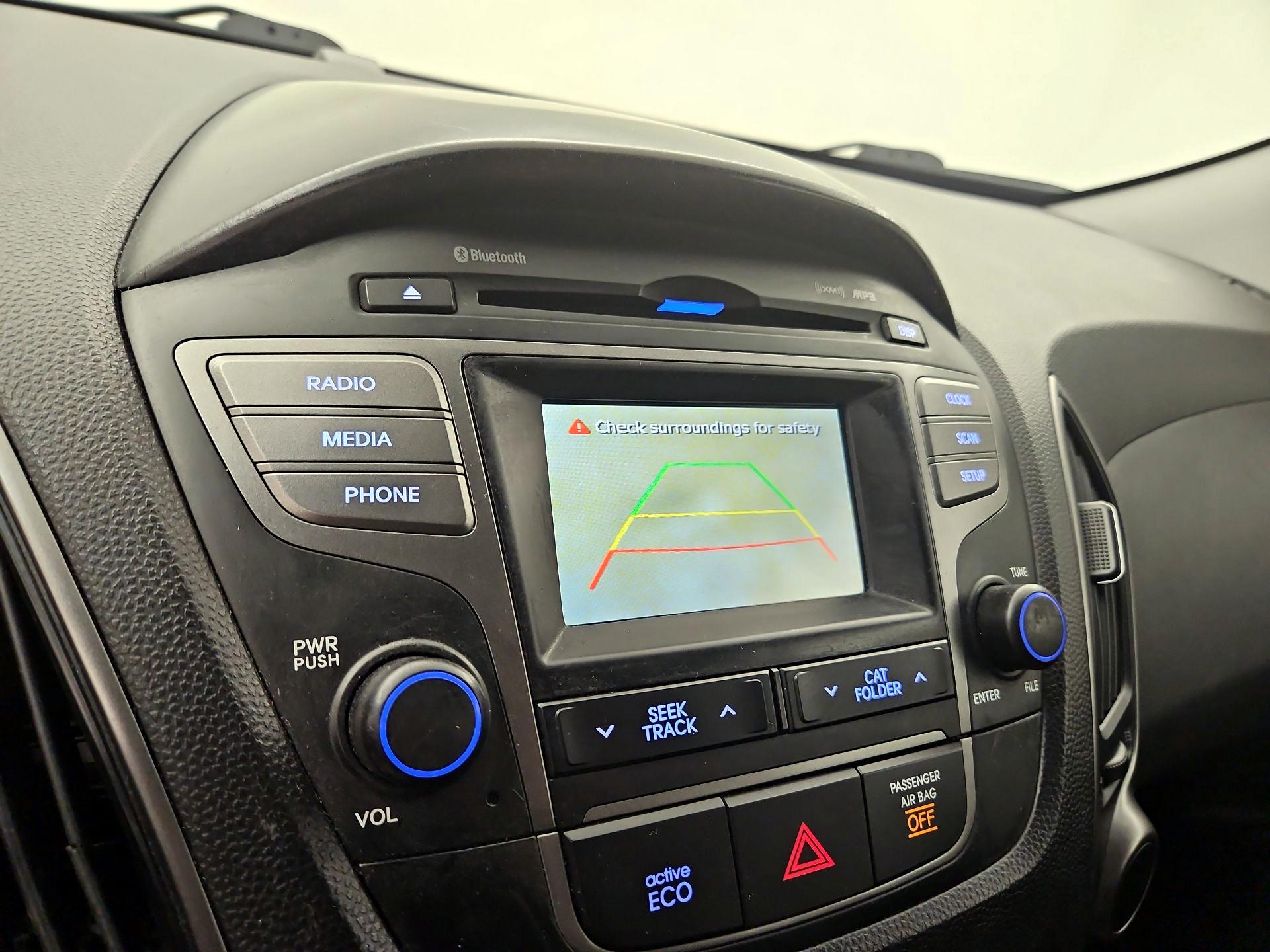 Thumbnail: 2014 Hyundai Tucson - 14