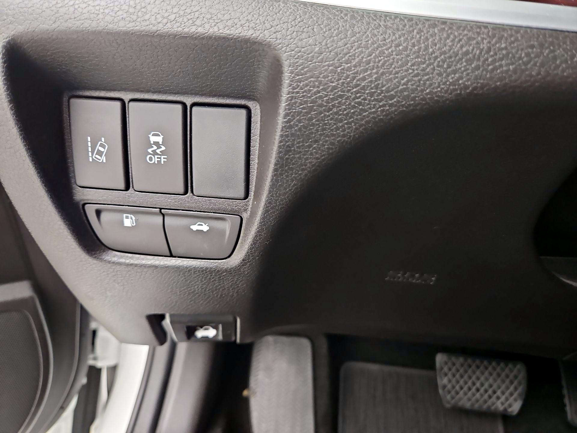 Thumbnail: 2016 Acura TLX - 13