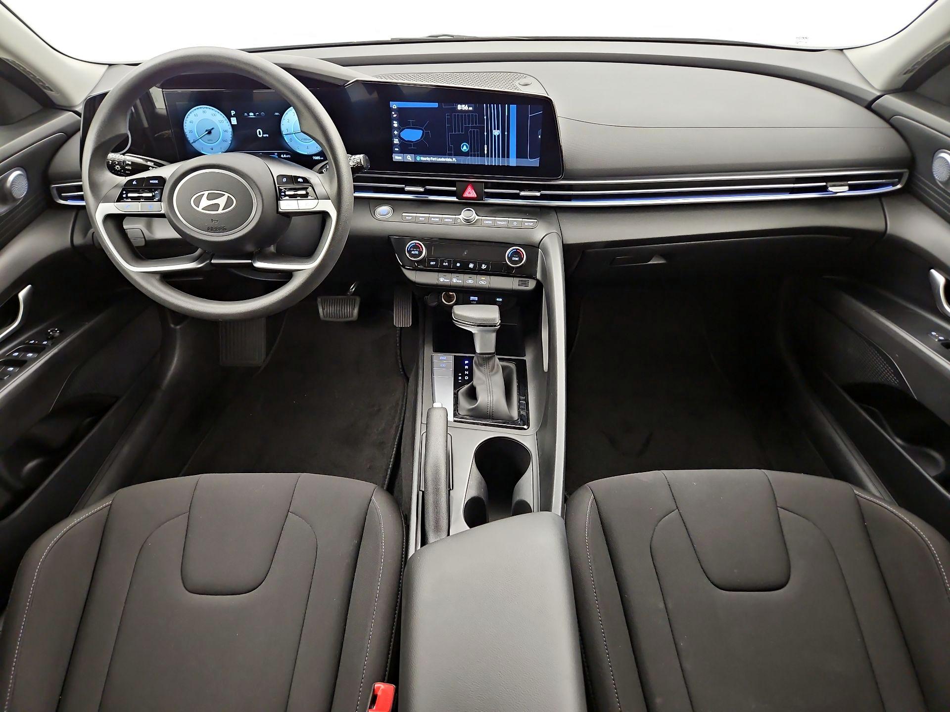 Thumbnail: 2024 Hyundai Elantra - 9