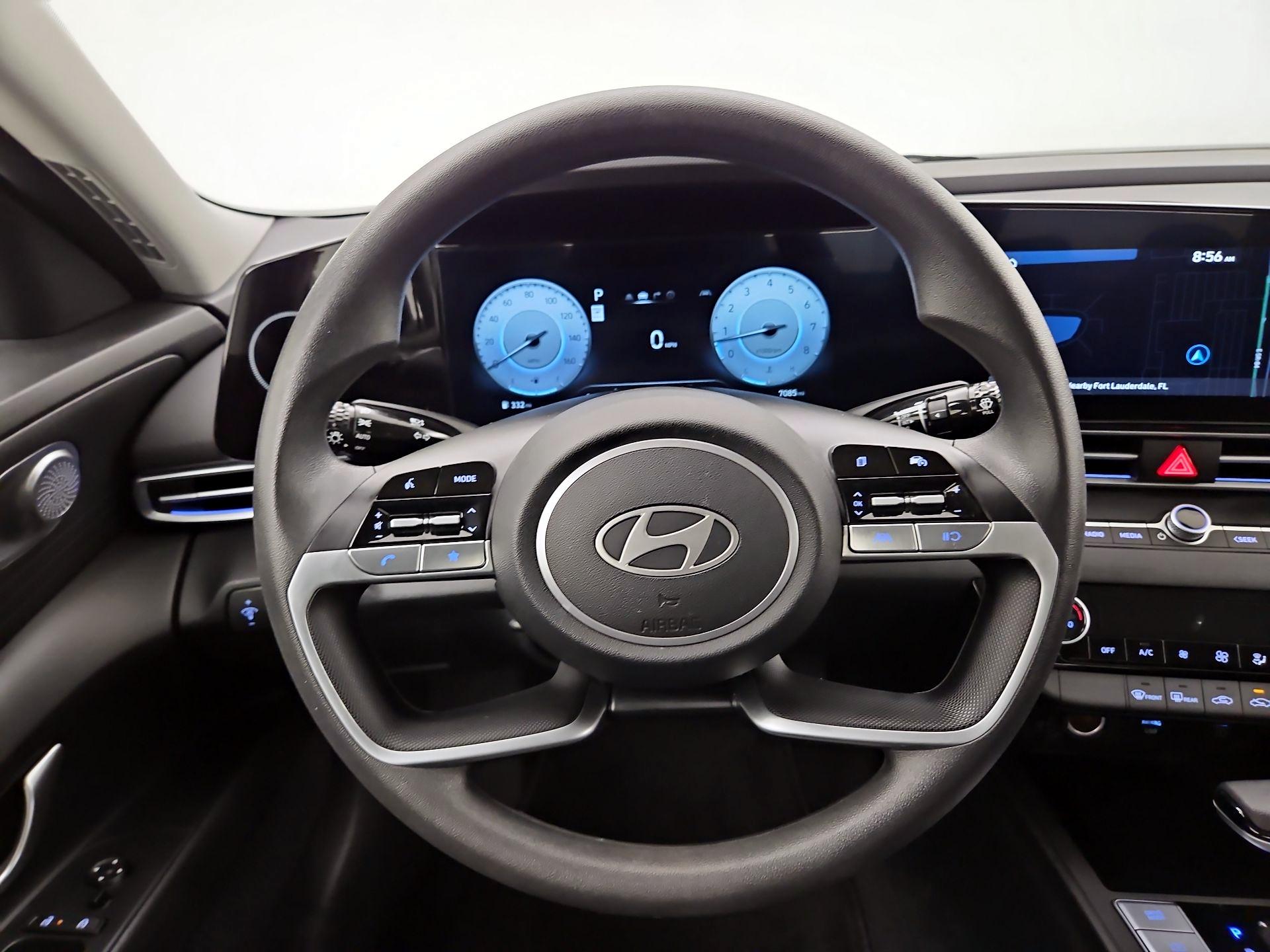 Thumbnail: 2024 Hyundai Elantra - 10