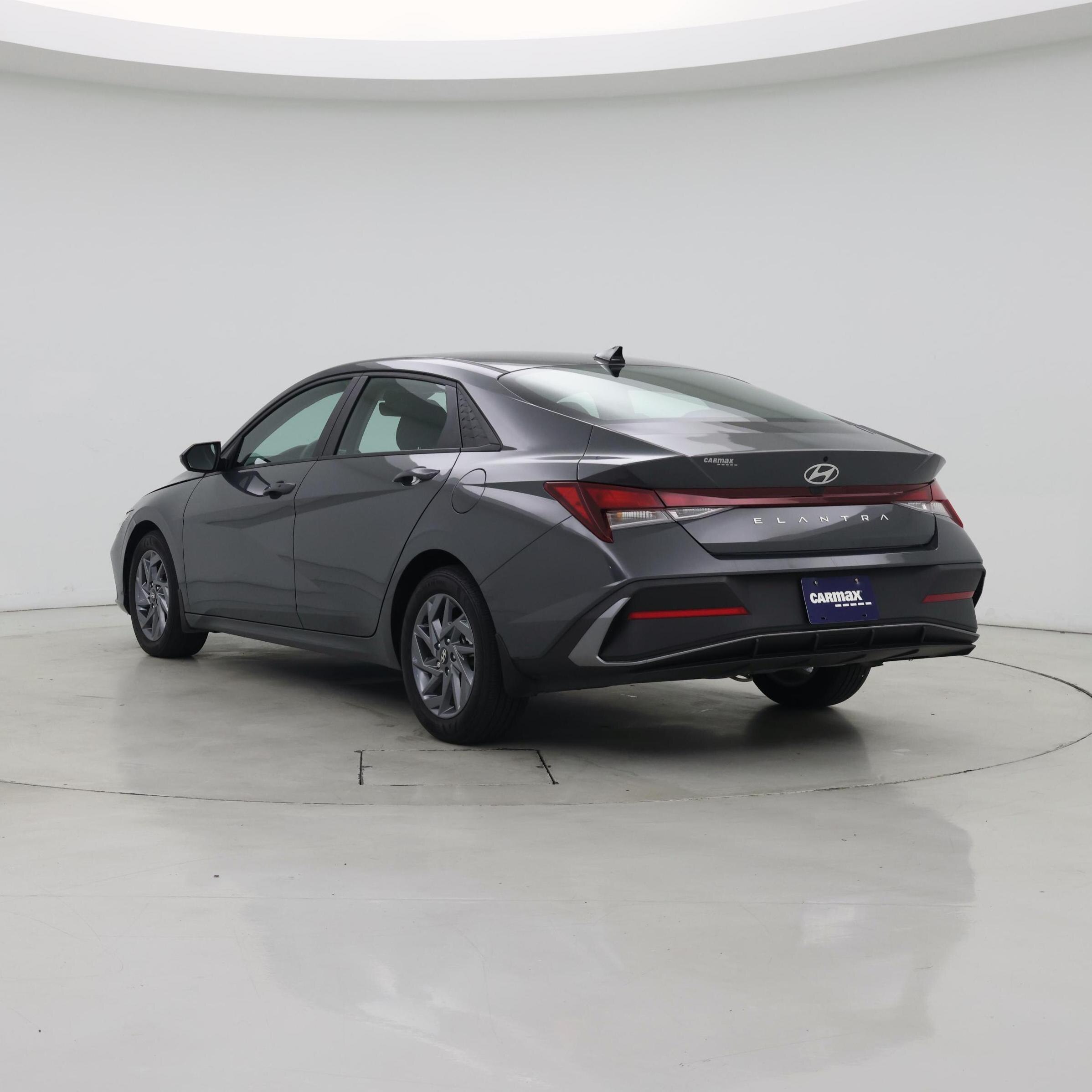 Thumbnail: 2024 Hyundai Elantra - 2