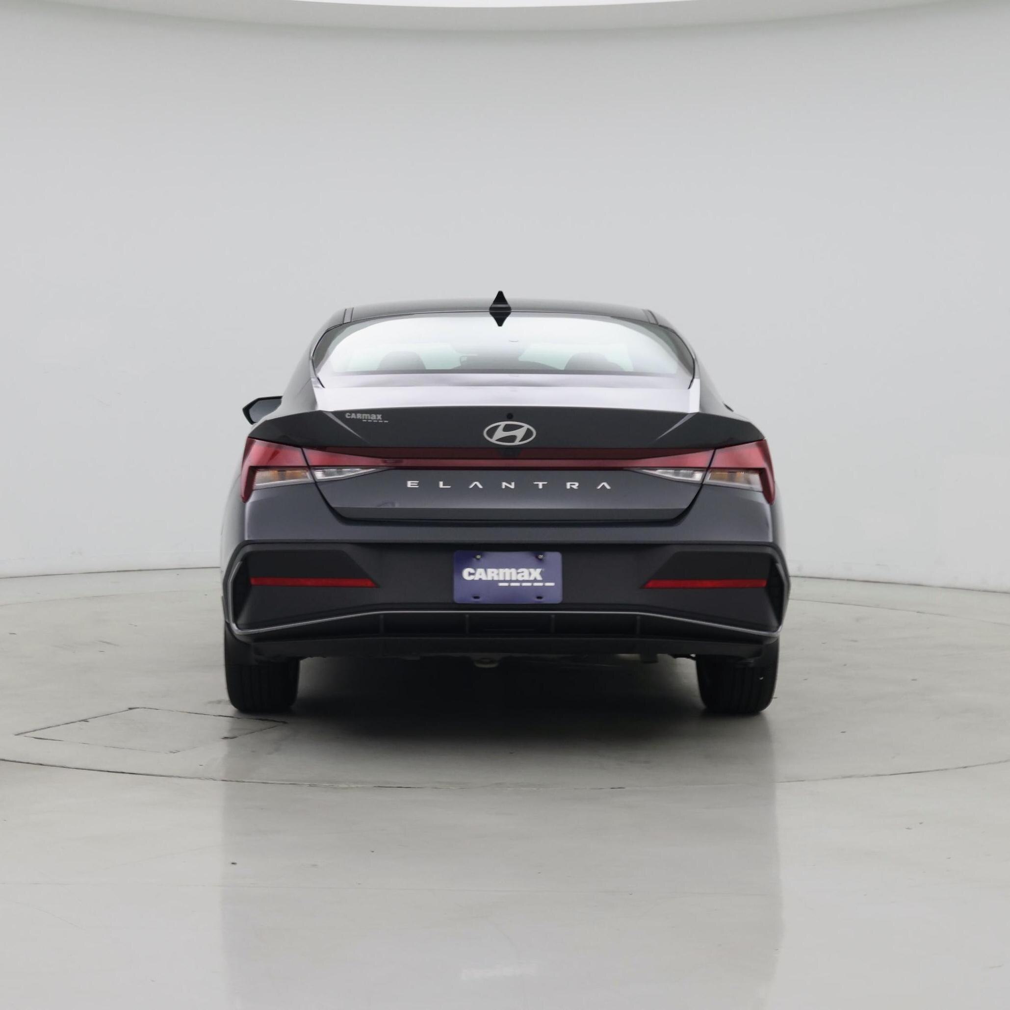 Thumbnail: 2024 Hyundai Elantra - 6