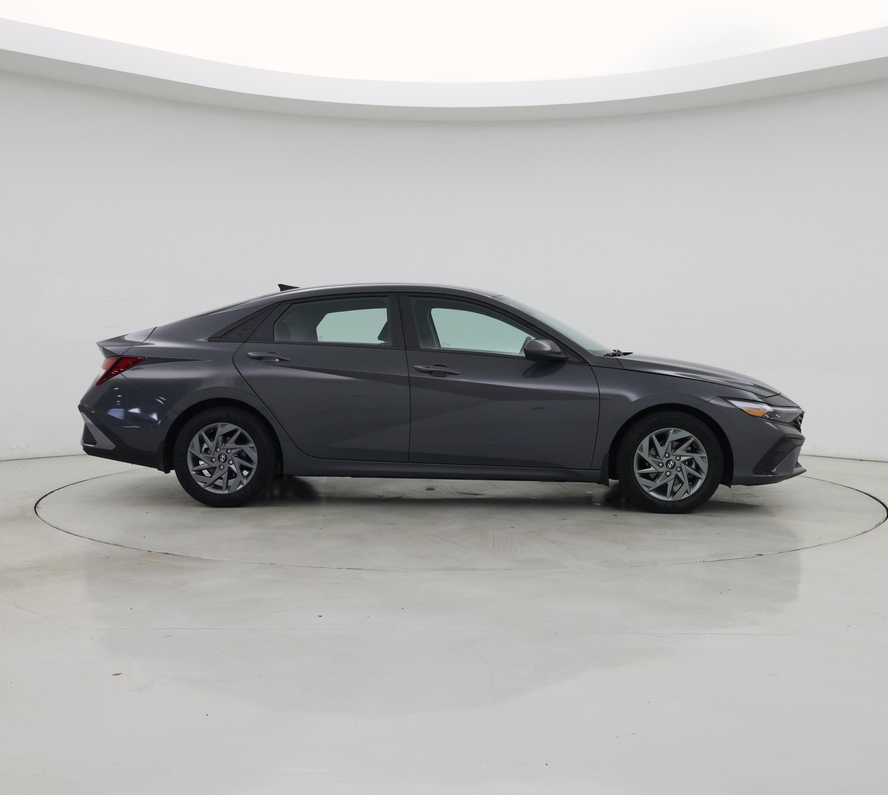 Thumbnail: 2024 Hyundai Elantra - 7