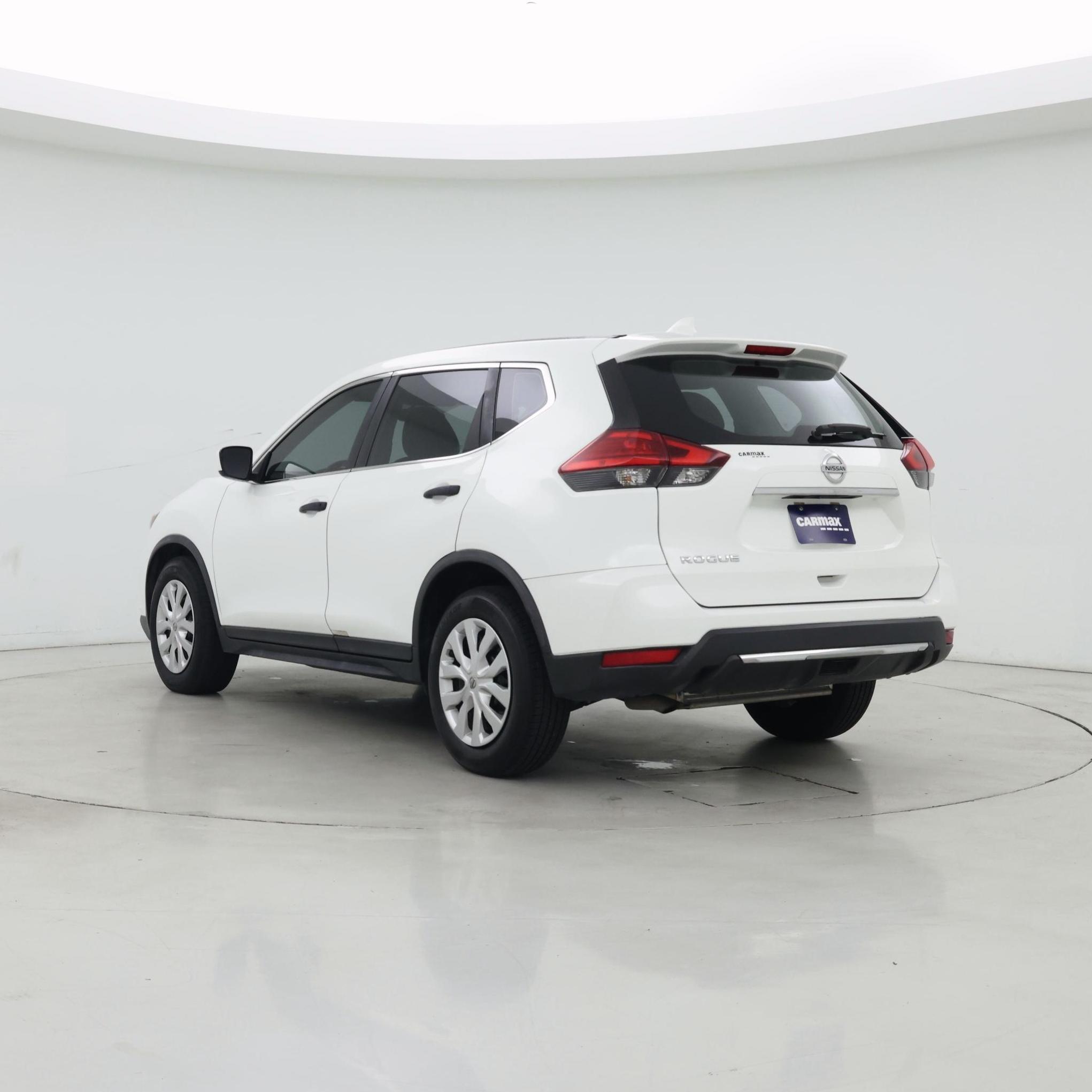Thumbnail: 2017 Nissan Rogue - 2