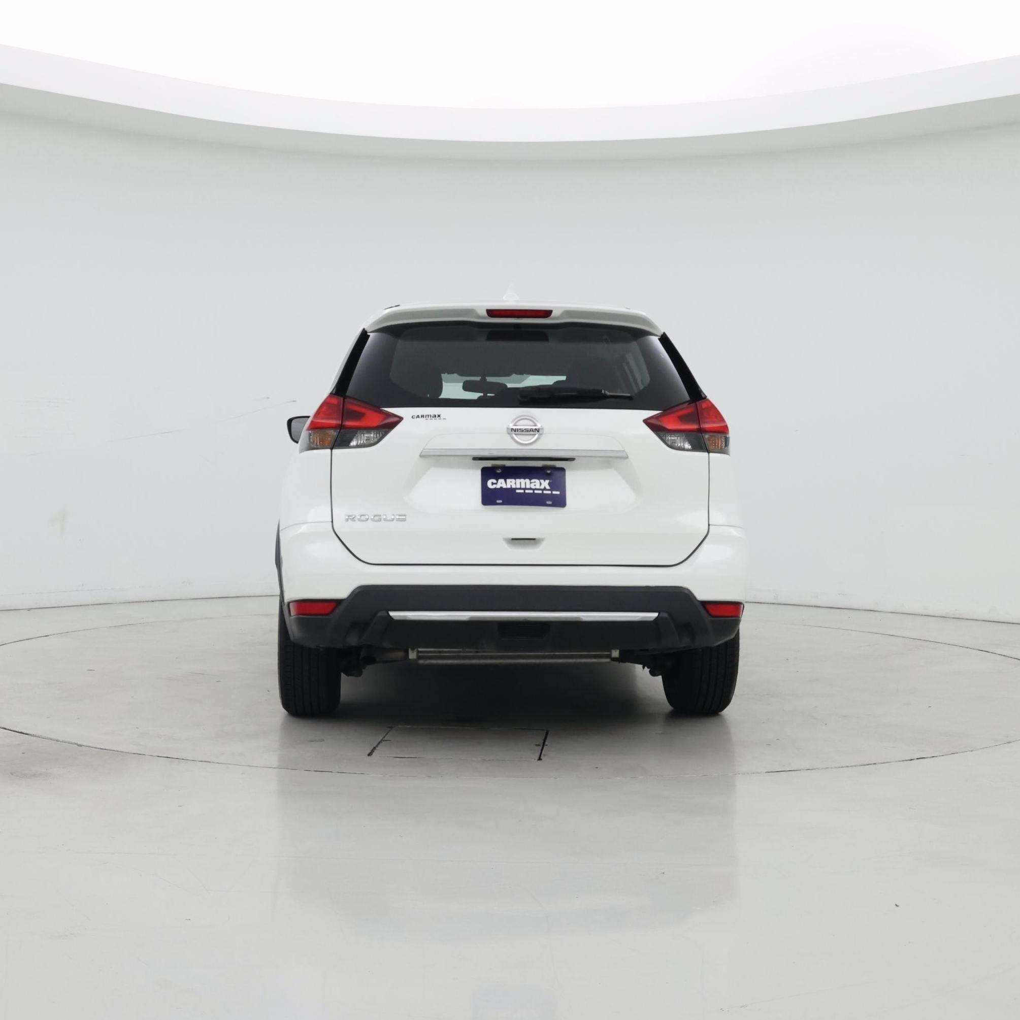 Thumbnail: 2017 Nissan Rogue - 6