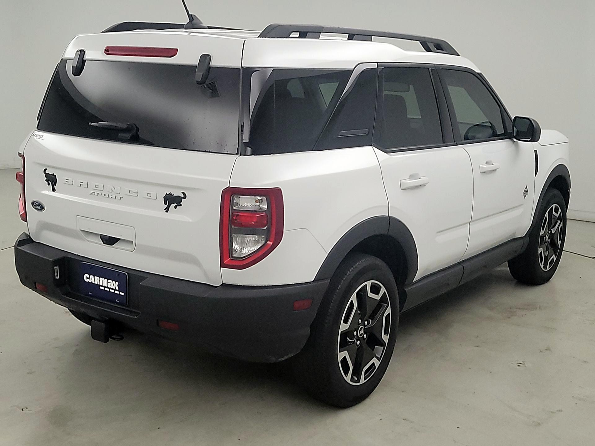 Thumbnail: 2023 Ford Bronco Sport - 5