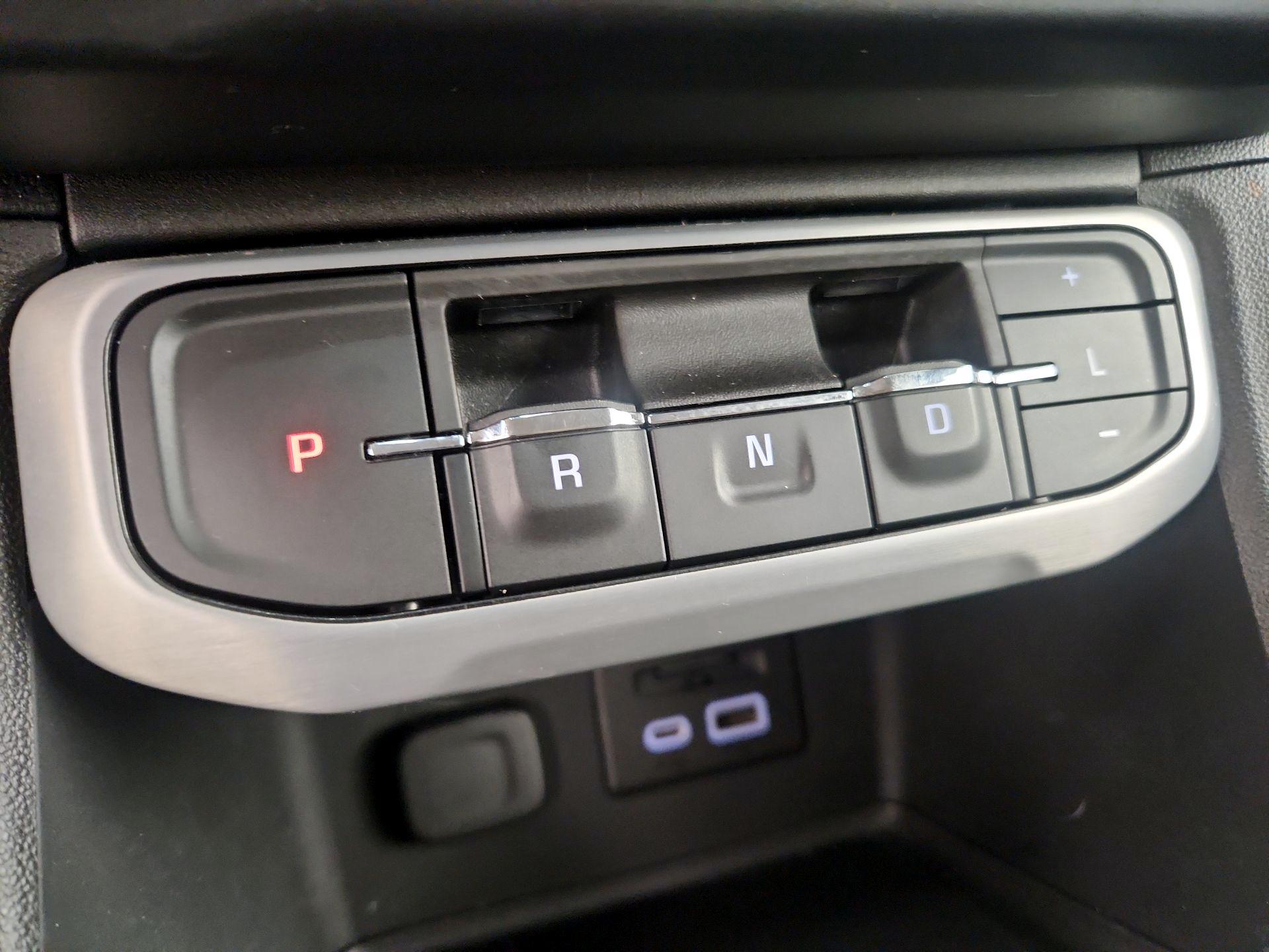 Thumbnail: 2021 GMC Acadia - 18