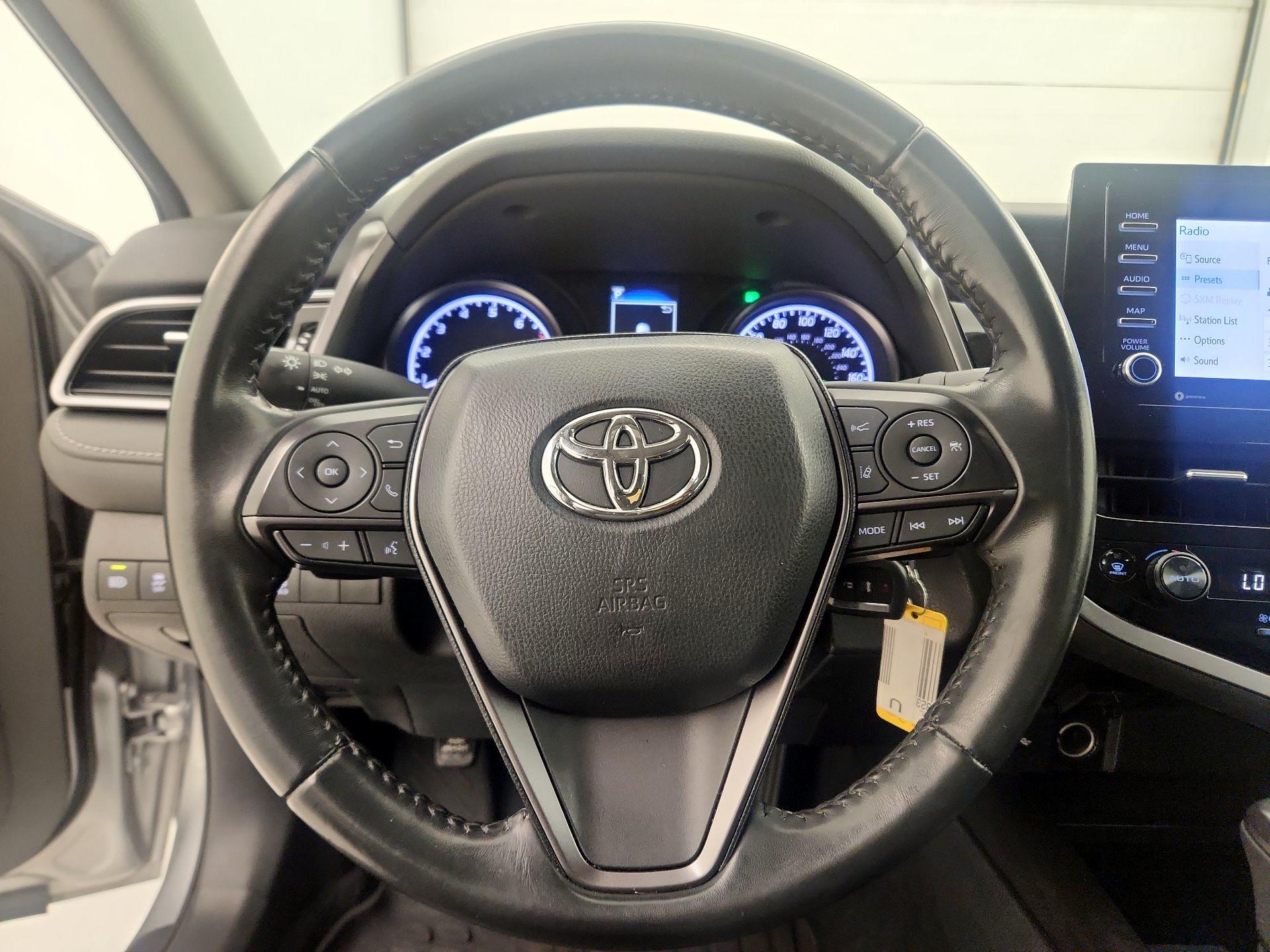 Thumbnail: 2023 Toyota Camry - 10