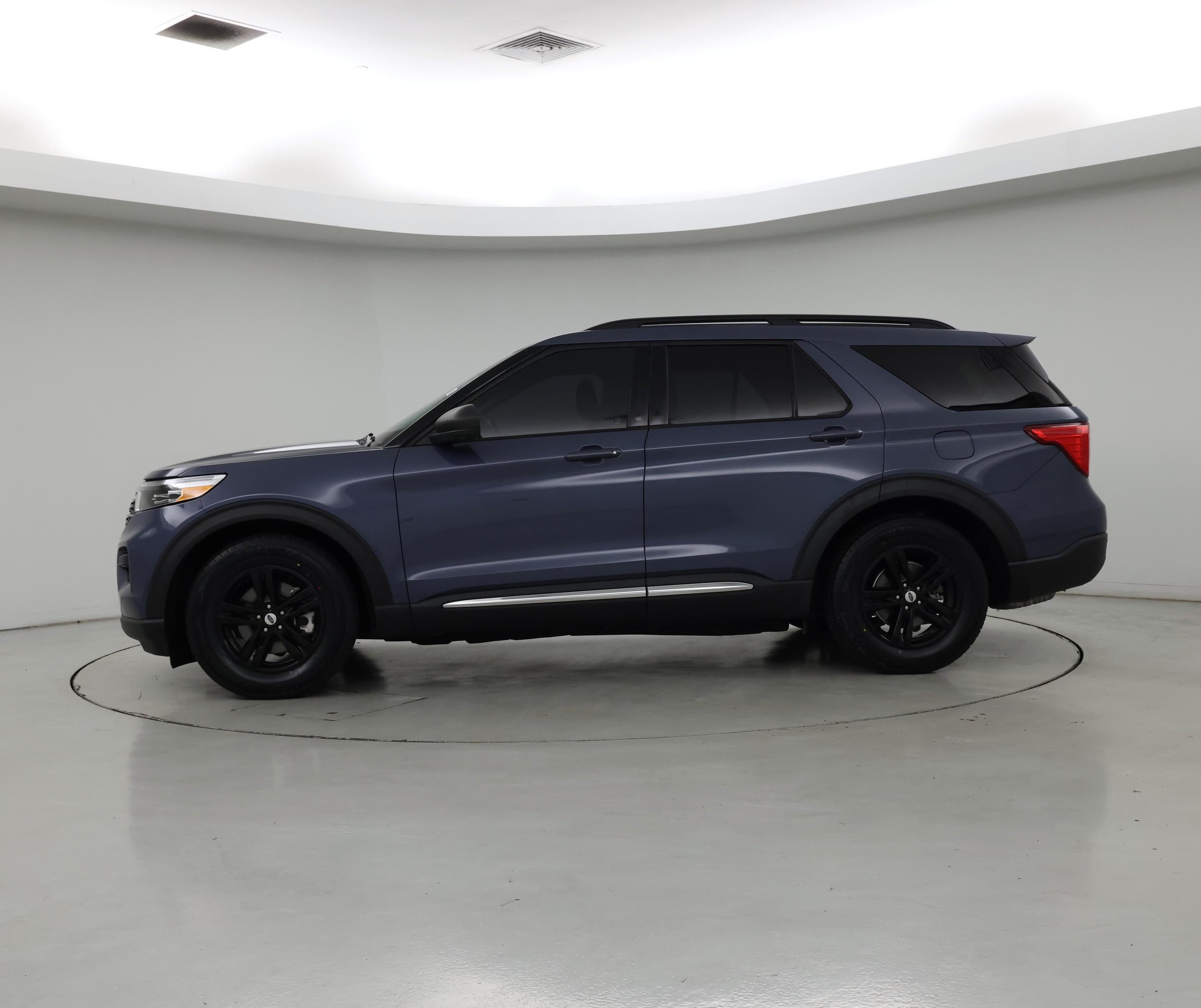 Thumbnail: 2021 Ford Explorer - 3
