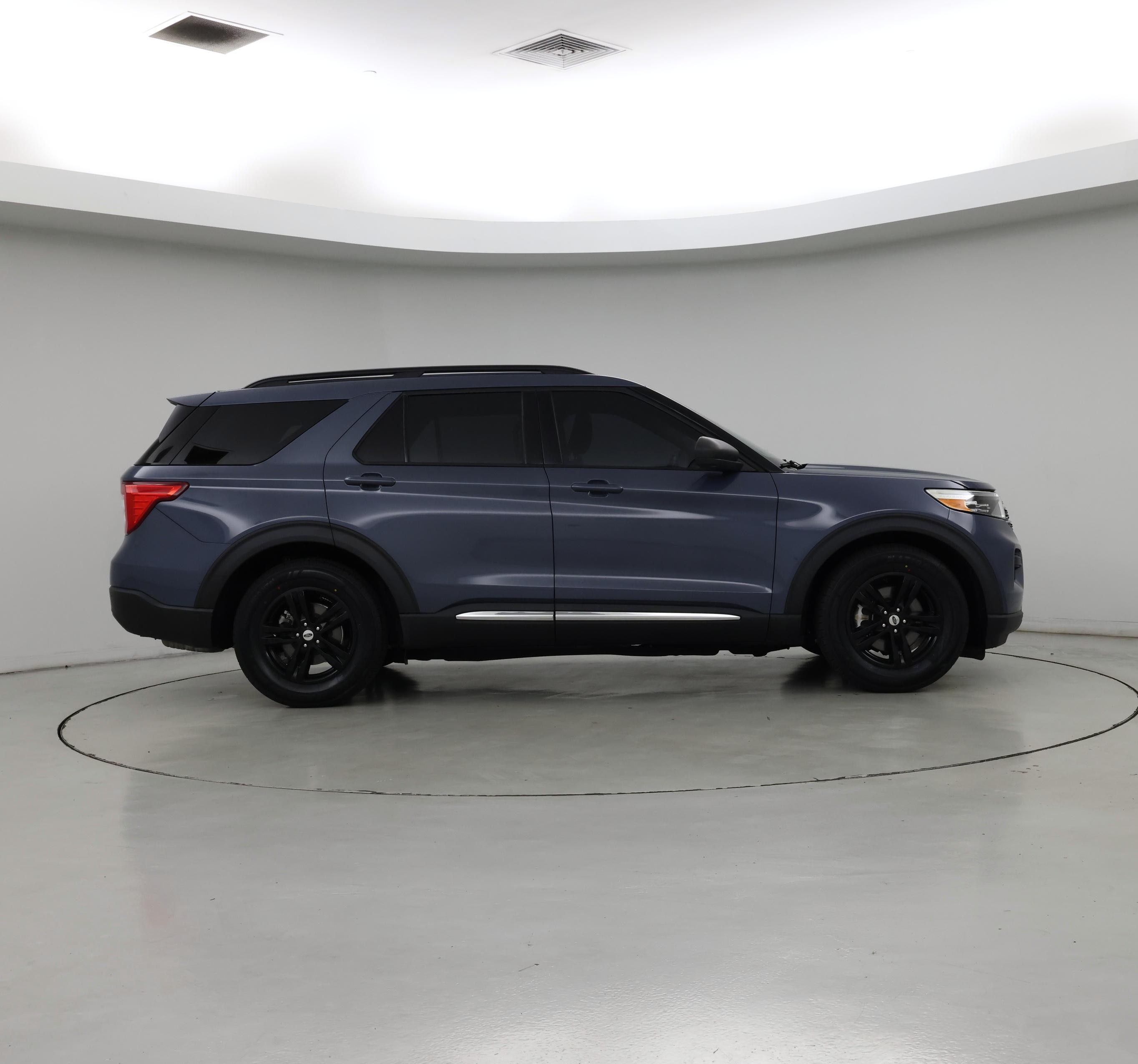 Thumbnail: 2021 Ford Explorer - 7