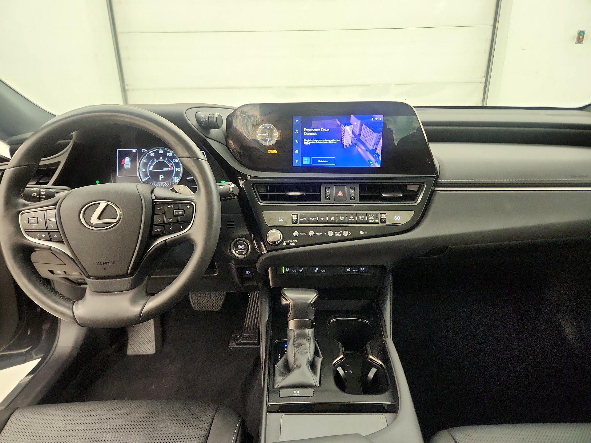 Thumbnail: 2023 Lexus ES - 9