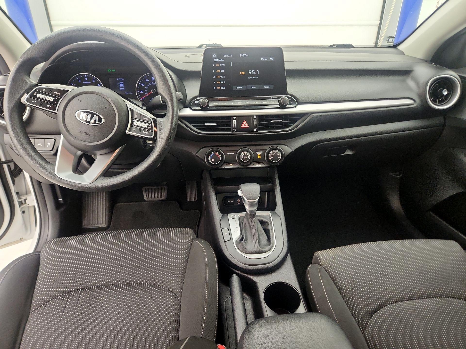 Thumbnail: 2021 Kia Forte - 9