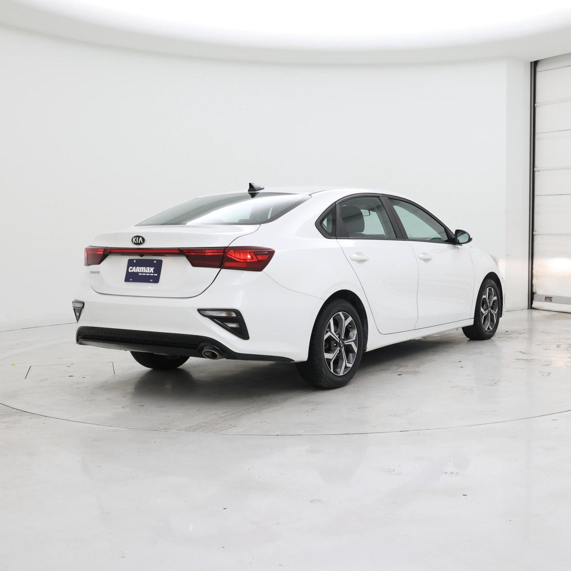 Thumbnail: 2021 Kia Forte - 8