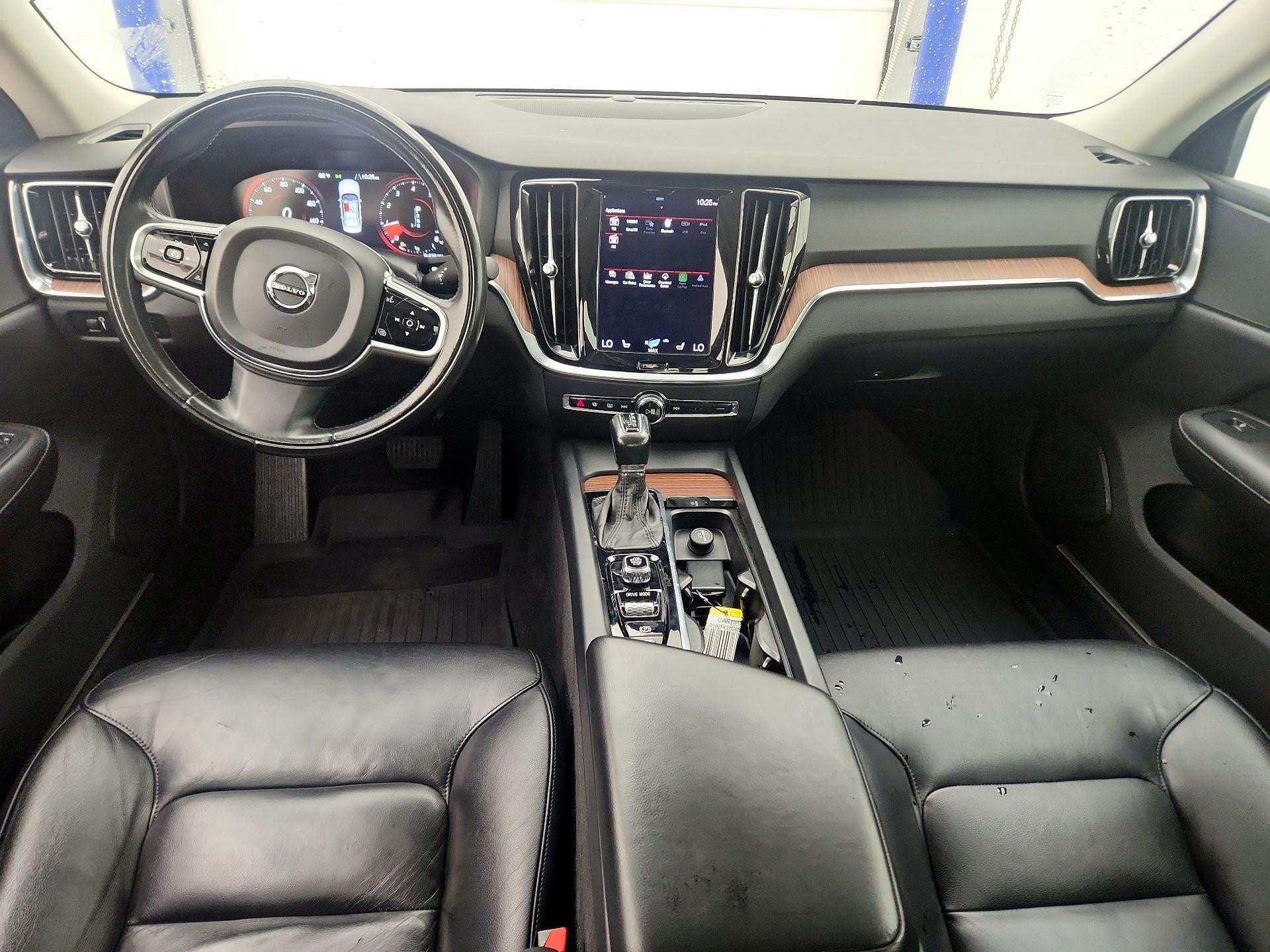 Thumbnail: 2021 Volvo S60 - 9